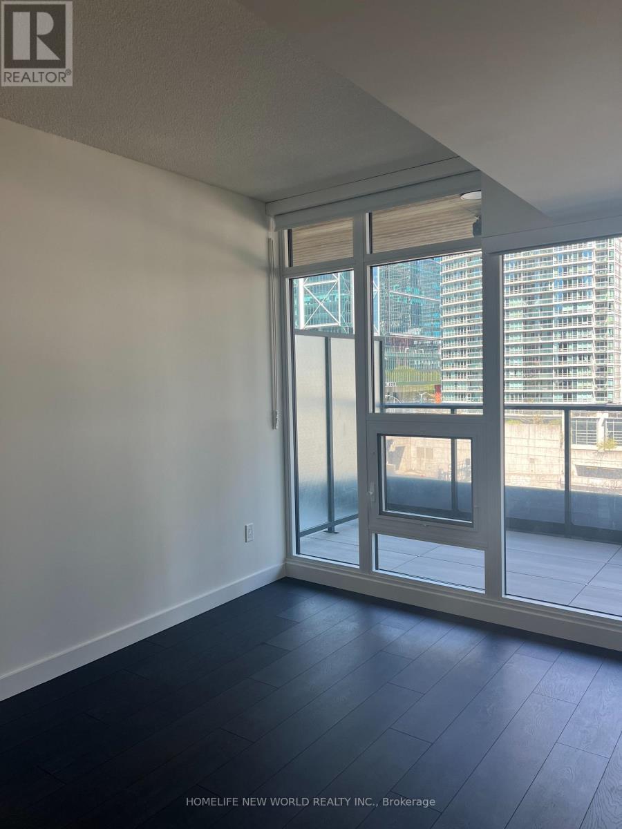 501 - 1 Concord Cityplace Way, Toronto, Ontario  M5V 0X3 - Photo 2 - C12743518