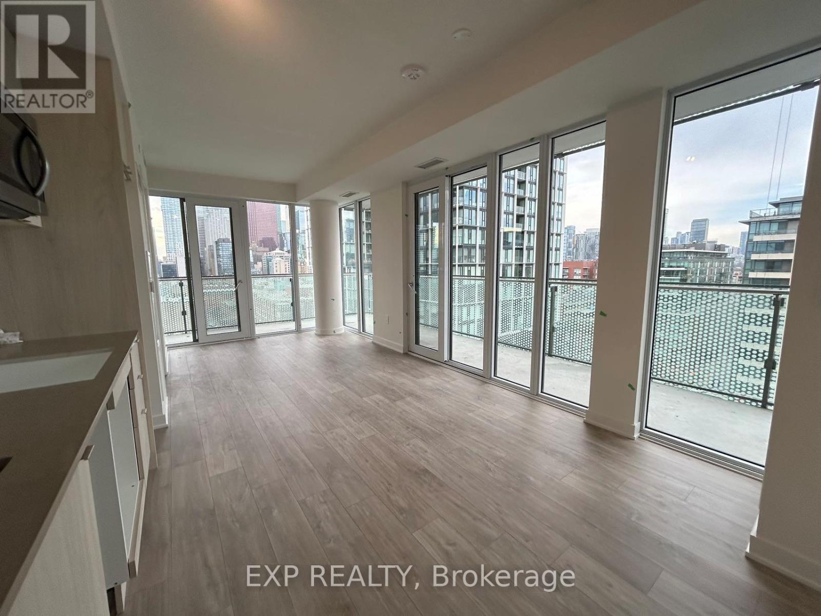 1472 - 135 Lower Sherbourne Street, Toronto, Ontario  M5A 1Y4 - Photo 3 - C12743560