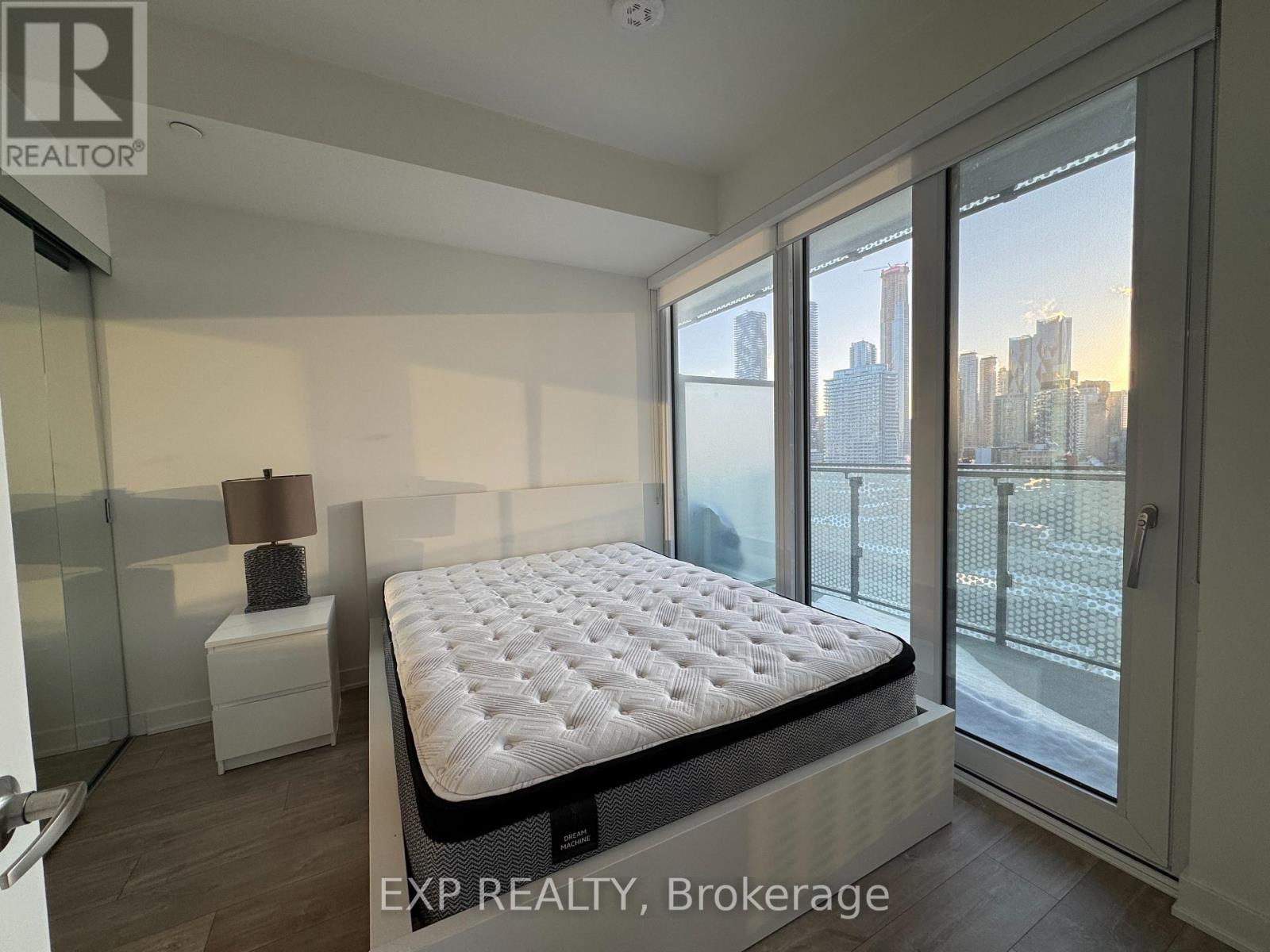 1472 - 135 Lower Sherbourne Street, Toronto, Ontario  M5A 1Y4 - Photo 7 - C12743560