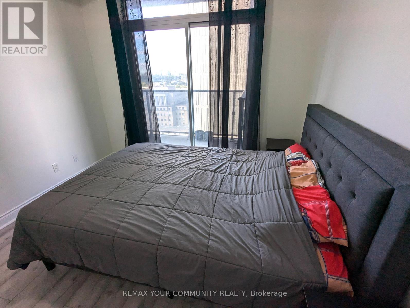 2510 - 28 Ted Rogers Way, Toronto, Ontario  M4Y 2J4 - Photo 12 - C12743674