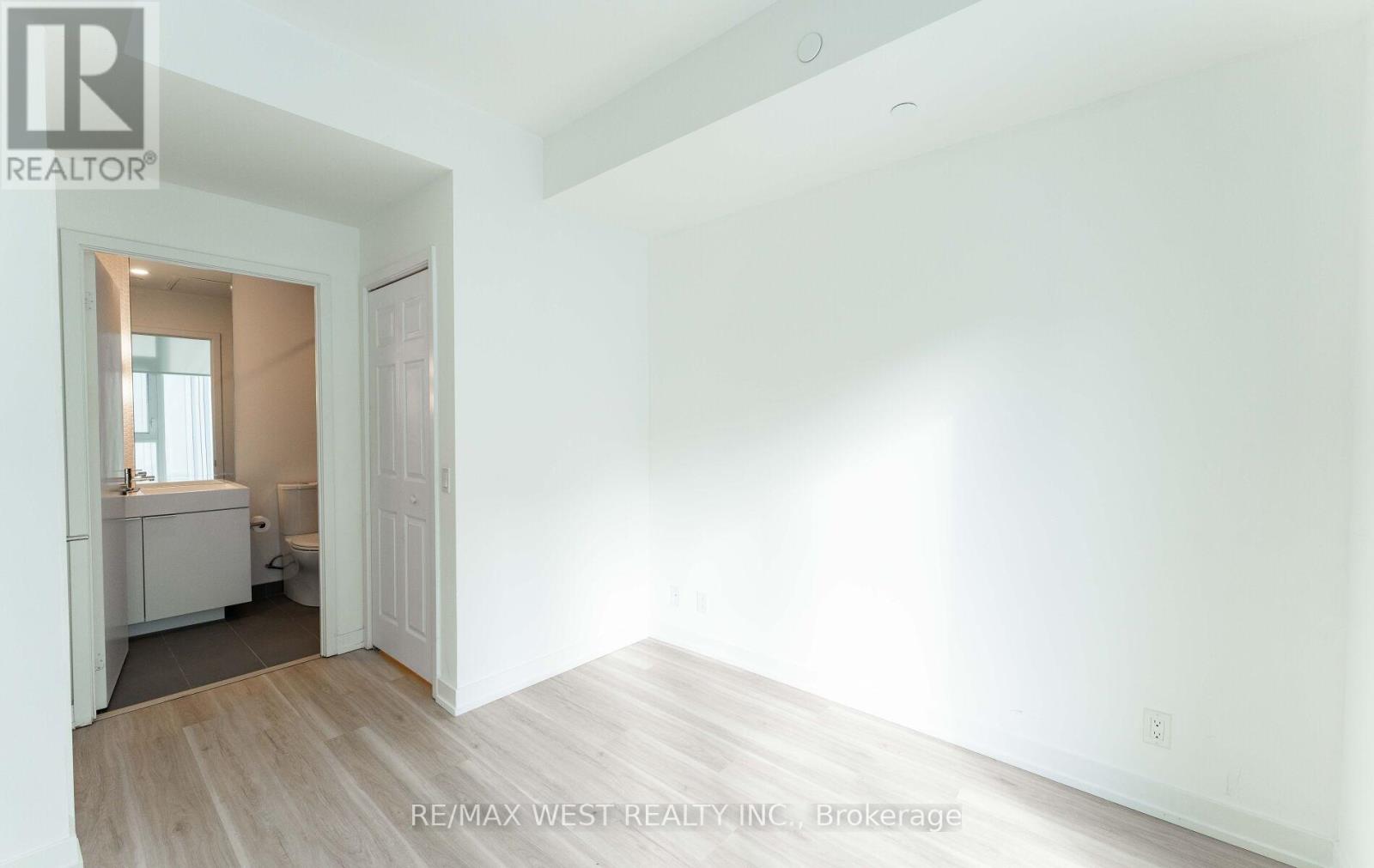 712 - 33 Helendale Avenue, Toronto, Ontario  M4R 0A4 - Photo 24 - C12743688