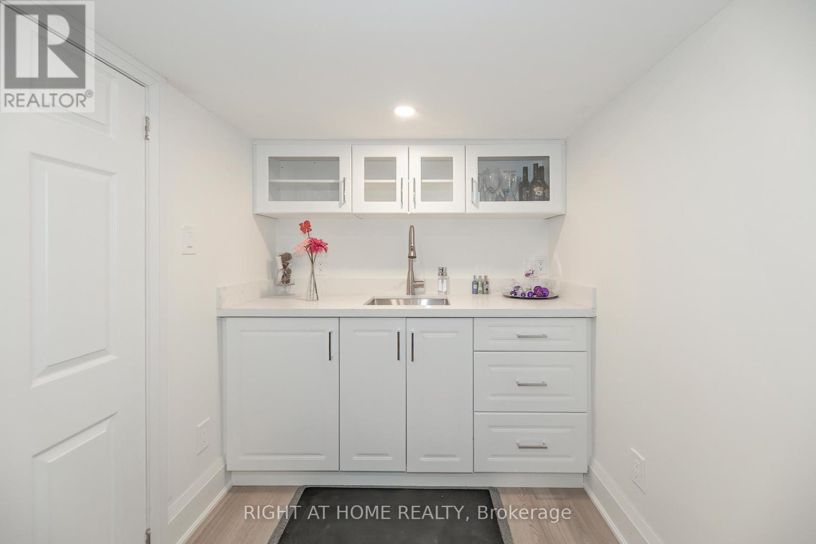 30 Caspian Square, Clarington, Ontario L1C 7G3 - Photo 23 - E12743686