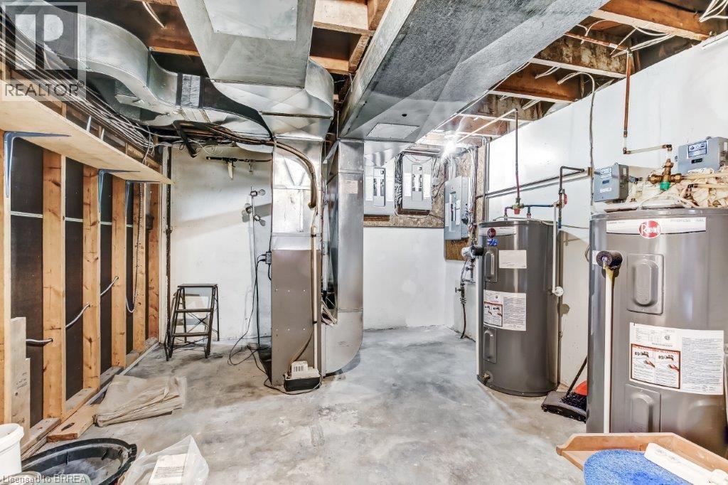 25 Henry Street, Brantford, Ontario  N3R 1Z9 - Photo 17 - 40801292