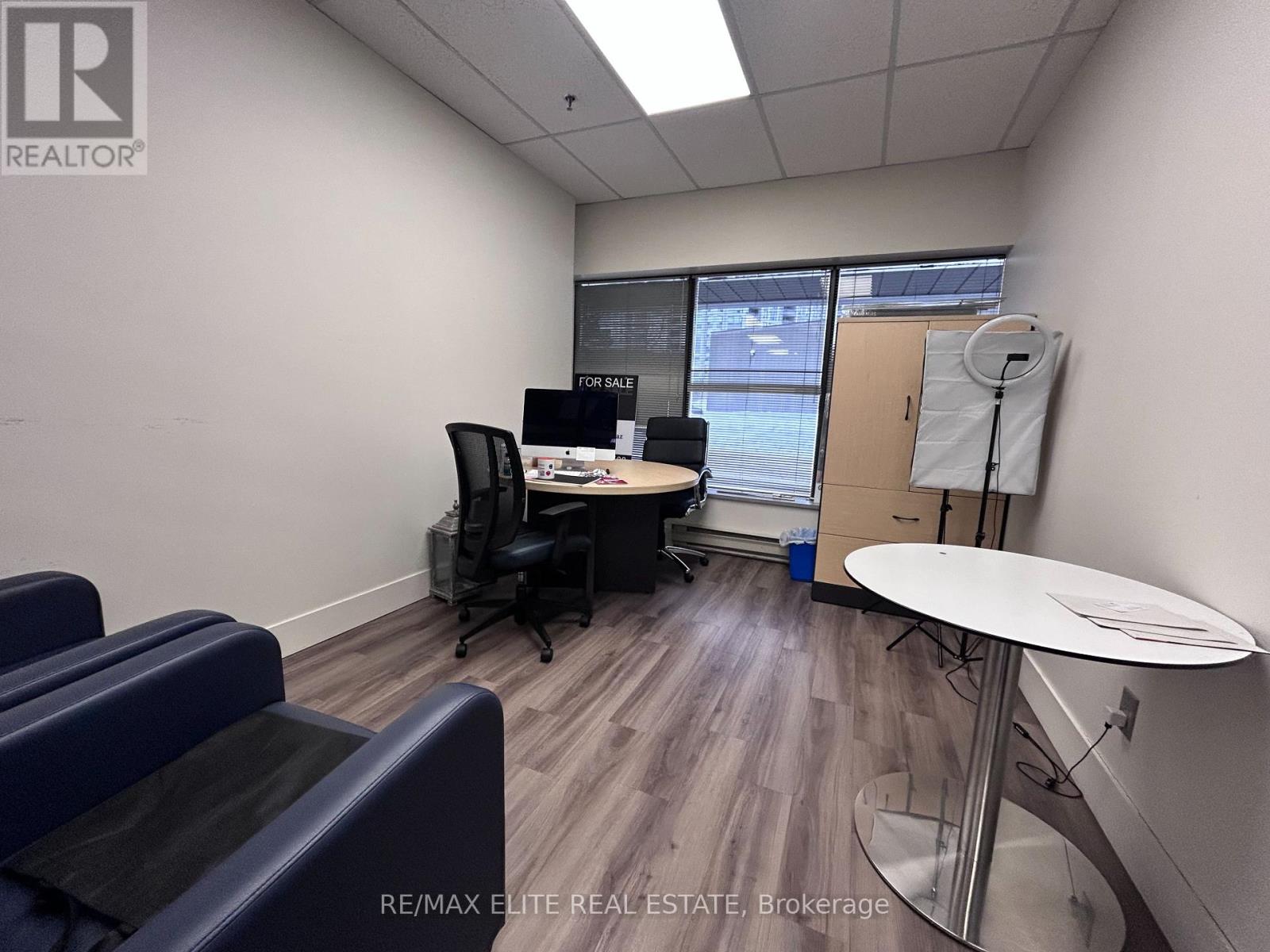 16 - 165 East Beaver Creek Road, Richmond Hill, Ontario  L4B 2N2 - Photo 3 - N12743520