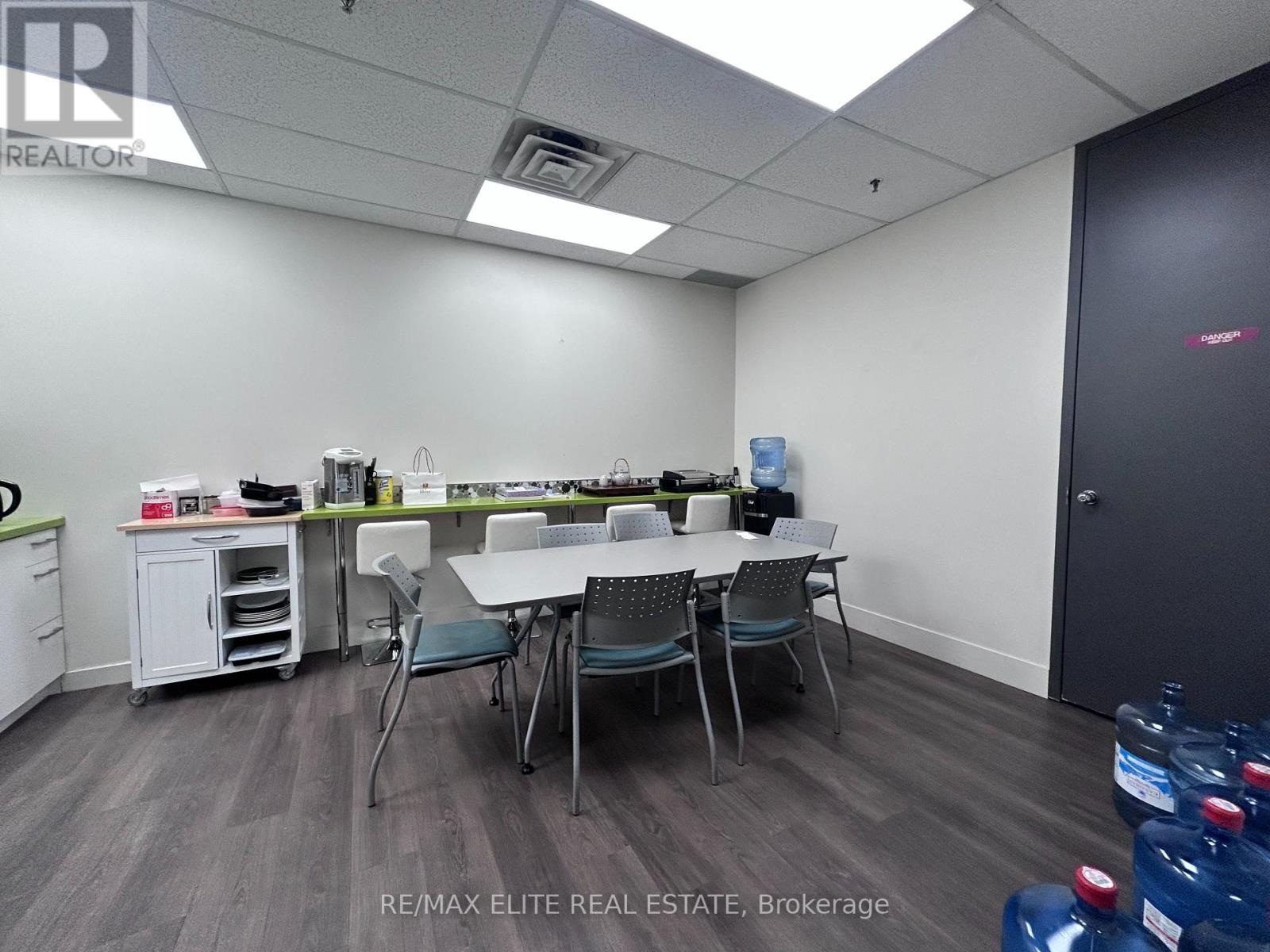 16 - 165 East Beaver Creek Road, Richmond Hill, Ontario  L4B 2N2 - Photo 4 - N12743520