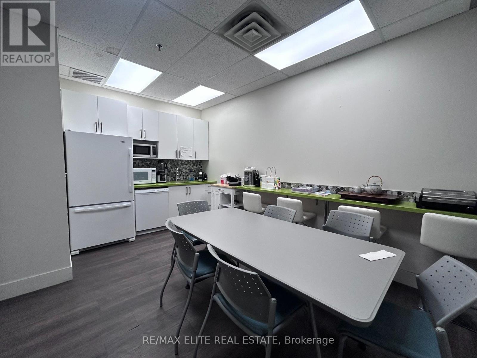 16 - 165 East Beaver Creek Road, Richmond Hill, Ontario  L4B 2N2 - Photo 5 - N12743520