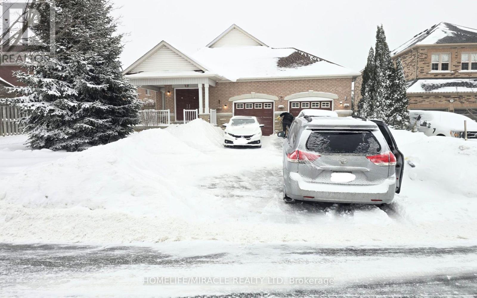 28 ROUGE BANK DRIVE, Markham, Ontario