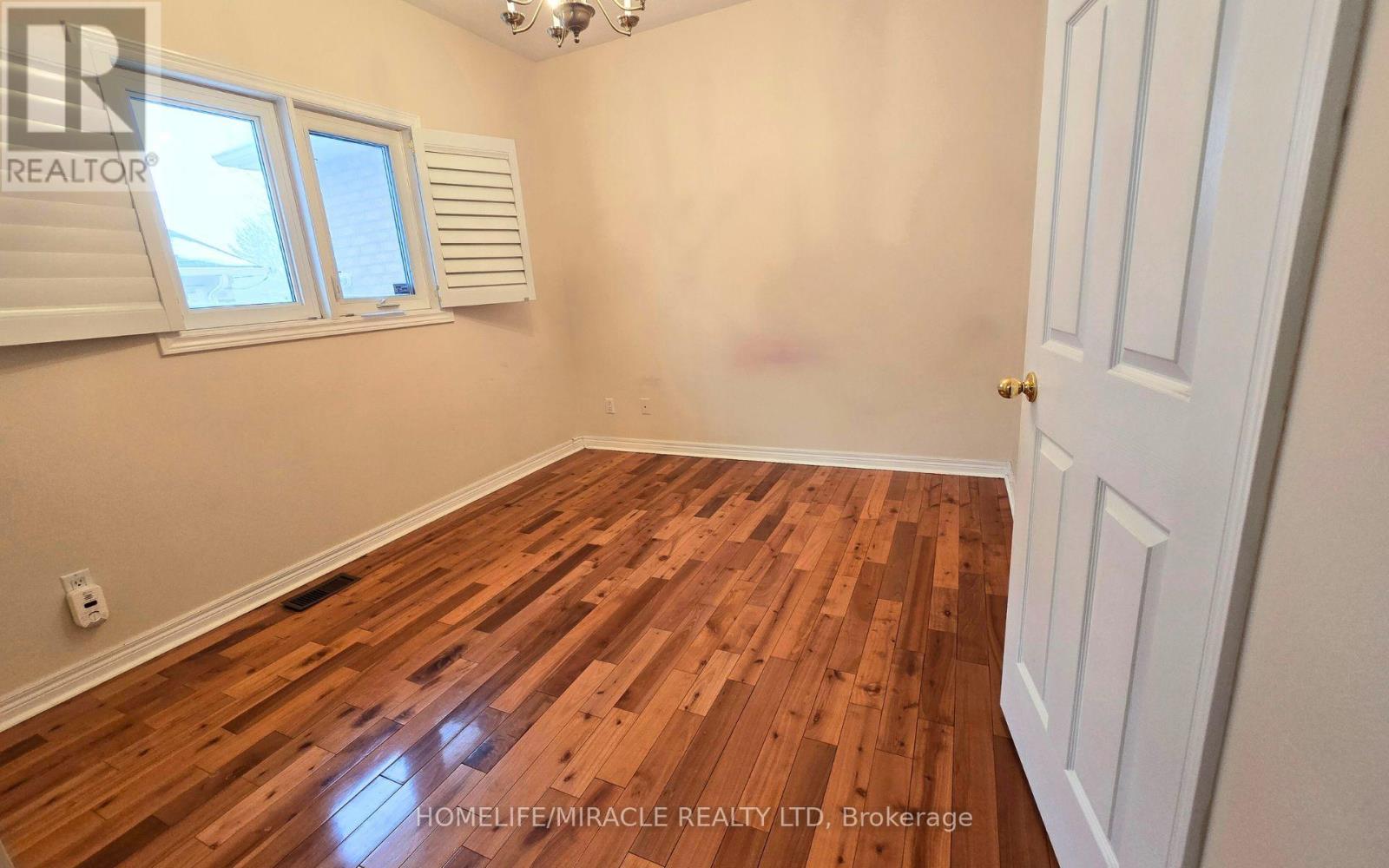 28 Rouge Bank Drive, Markham, Ontario  L3S 4C7 - Photo 13 - N12743566