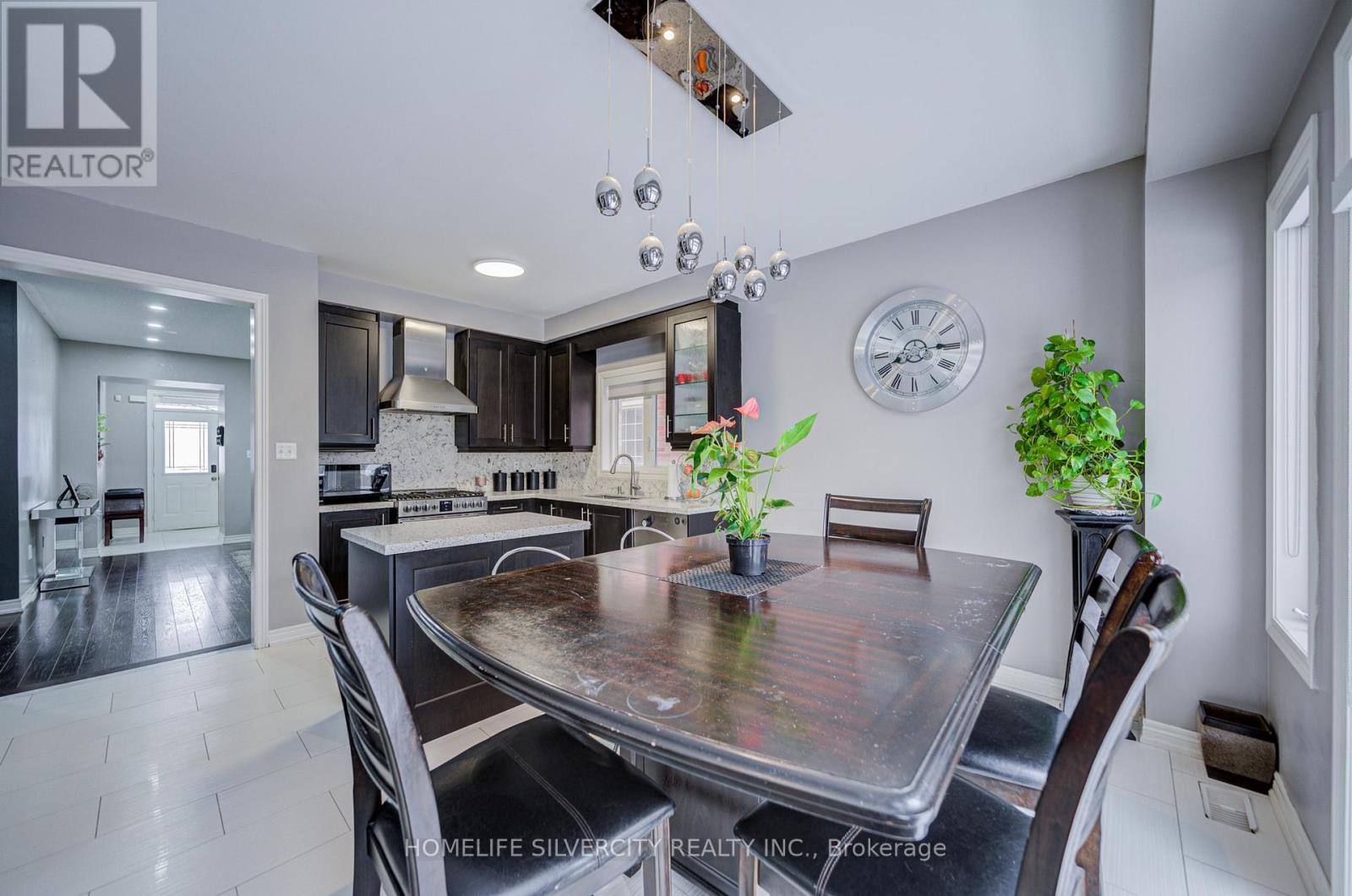 15 Durhamview Crescent, Whitchurch-Stouffville, Ontario  L4A 1H4 - Photo 18 - N12743576