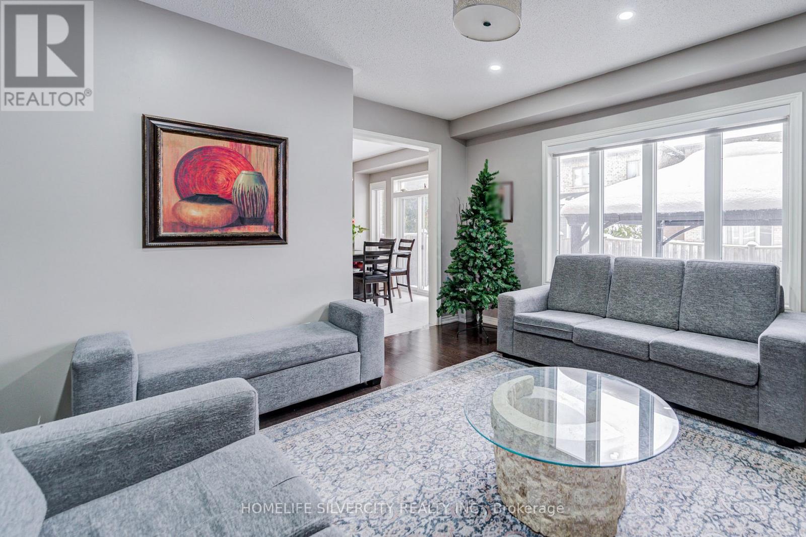 15 Durhamview Crescent, Whitchurch-Stouffville, Ontario  L4A 1H4 - Photo 25 - N12743576