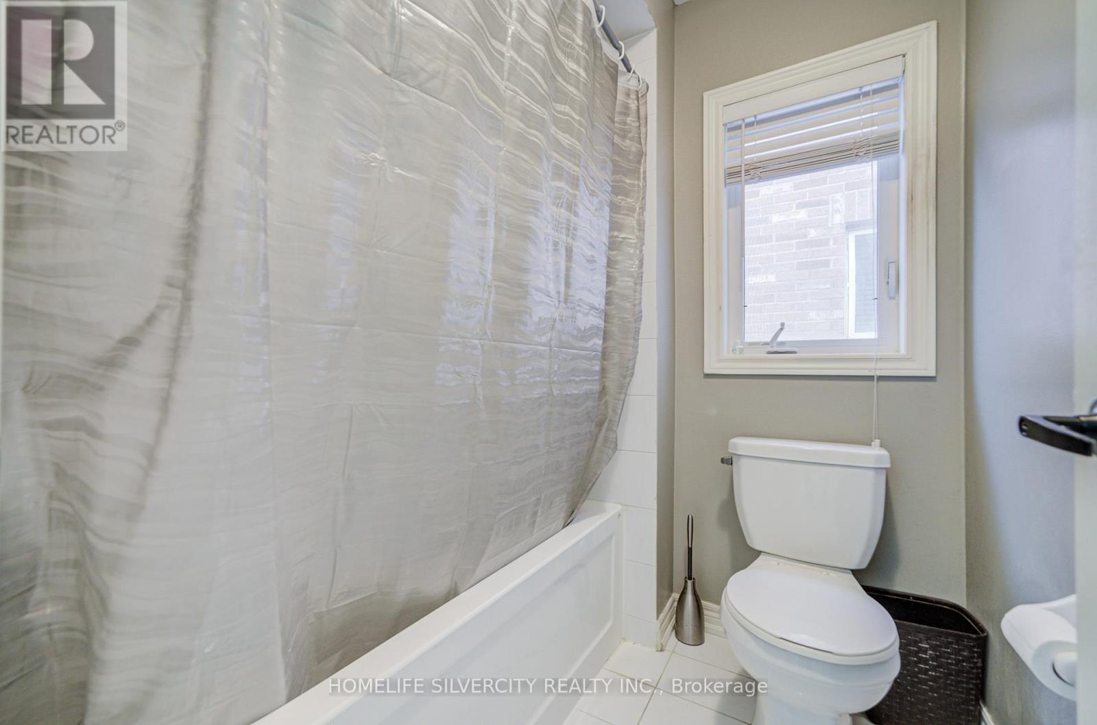 15 Durhamview Crescent, Whitchurch-Stouffville, Ontario  L4A 1H4 - Photo 31 - N12743576