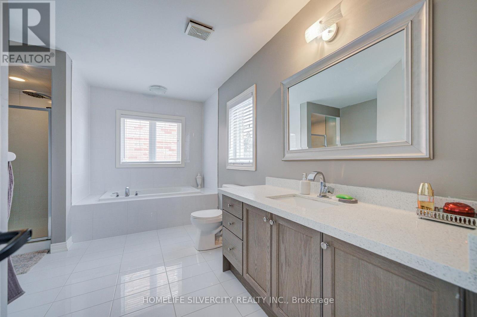 15 Durhamview Crescent, Whitchurch-Stouffville, Ontario  L4A 1H4 - Photo 39 - N12743576