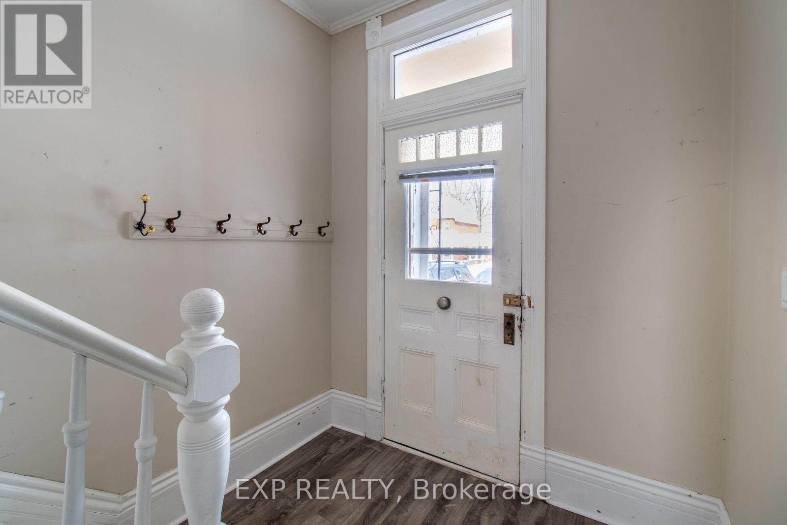 80 Burton Avenue, Barrie, Ontario  L4N 2R6 - Photo 10 - S12743532