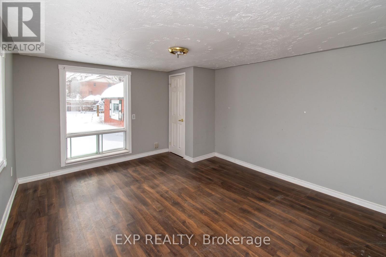 80 Burton Avenue, Barrie, Ontario  L4N 2R6 - Photo 28 - S12743532