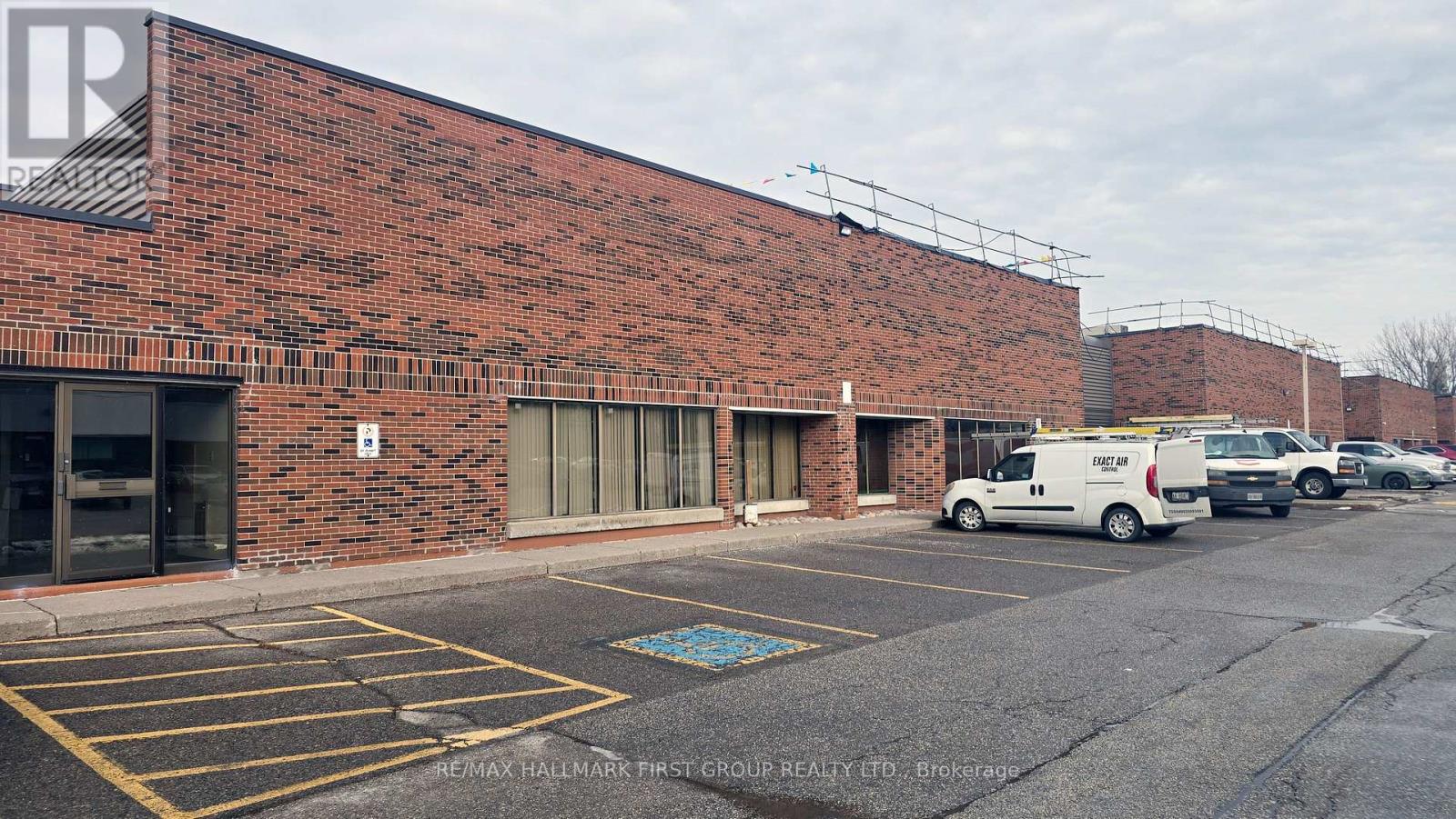 2 - 813 Brock Road, Pickering, Ontario  L1W 3L8 - Photo 2 - E12638860