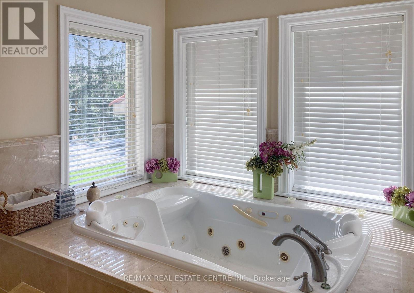 16282 27 Side Road, Halton Hills, Ontario  L0P 1N0 - Photo 24 - W12424452