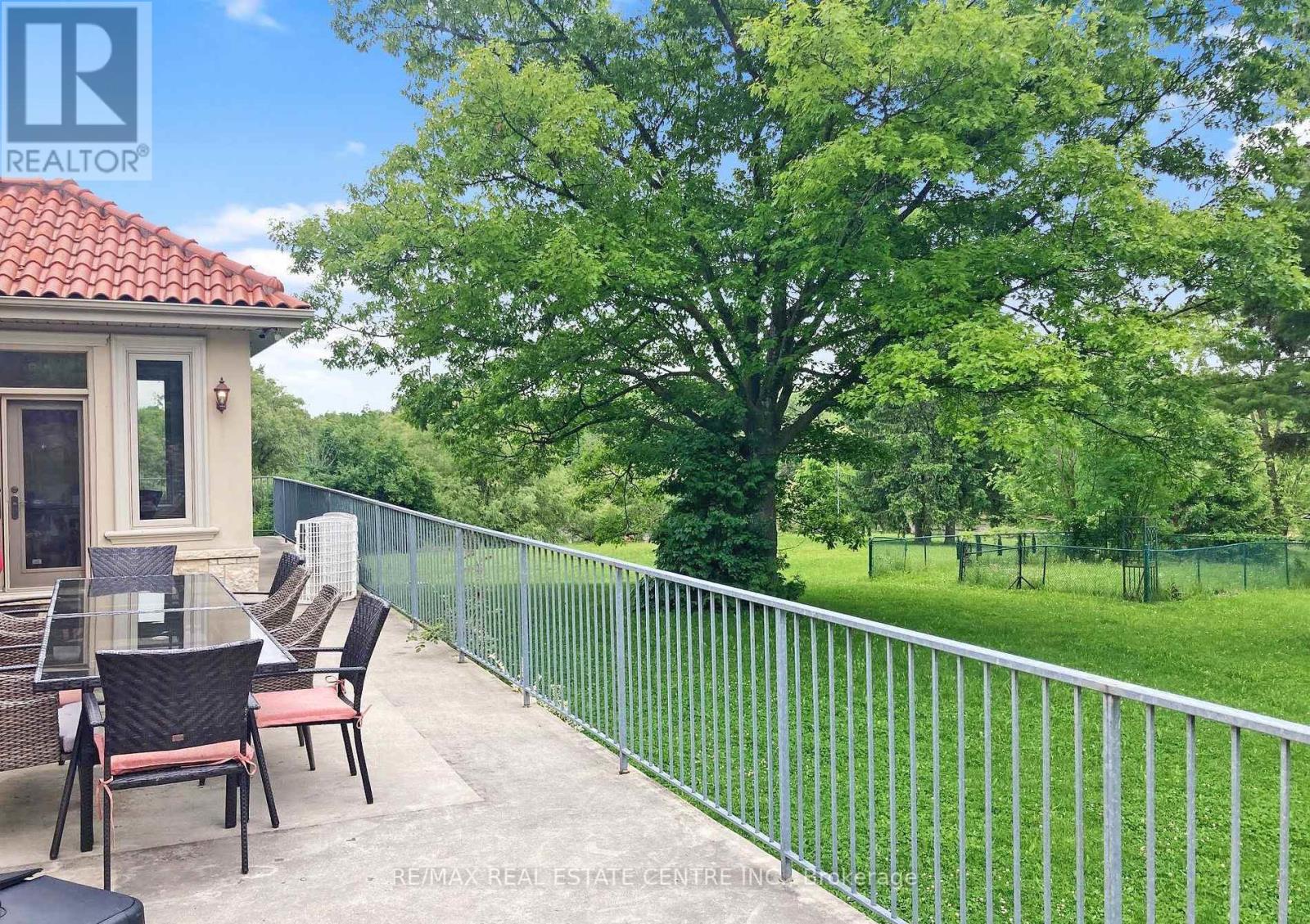 16282 27 Side Road, Halton Hills, Ontario  L0P 1N0 - Photo 8 - W12424452