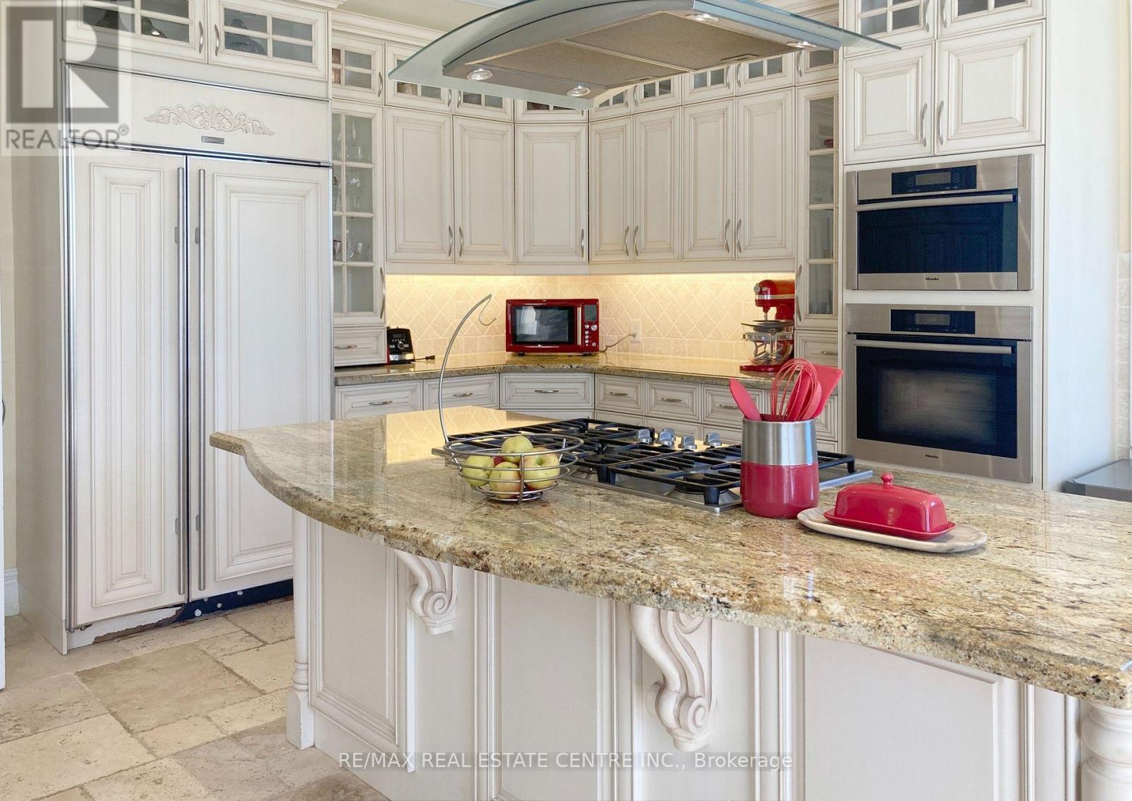 16282 27 Side Road, Halton Hills, Ontario  L0P 1N0 - Photo 14 - W12424452