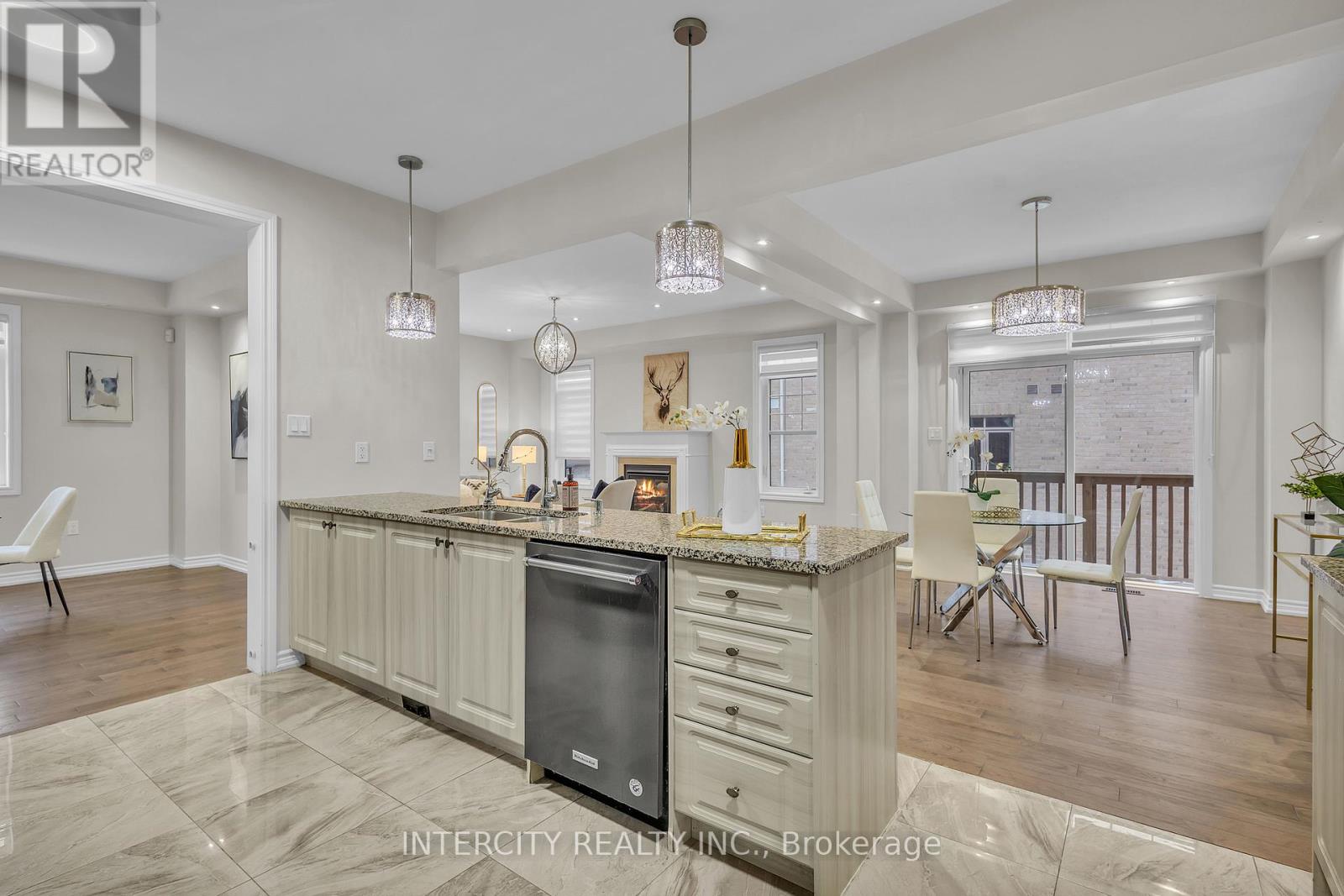 45 Roulette Crescent, Brampton, Ontario  L7A 4R6 - Photo 19 - W12743580