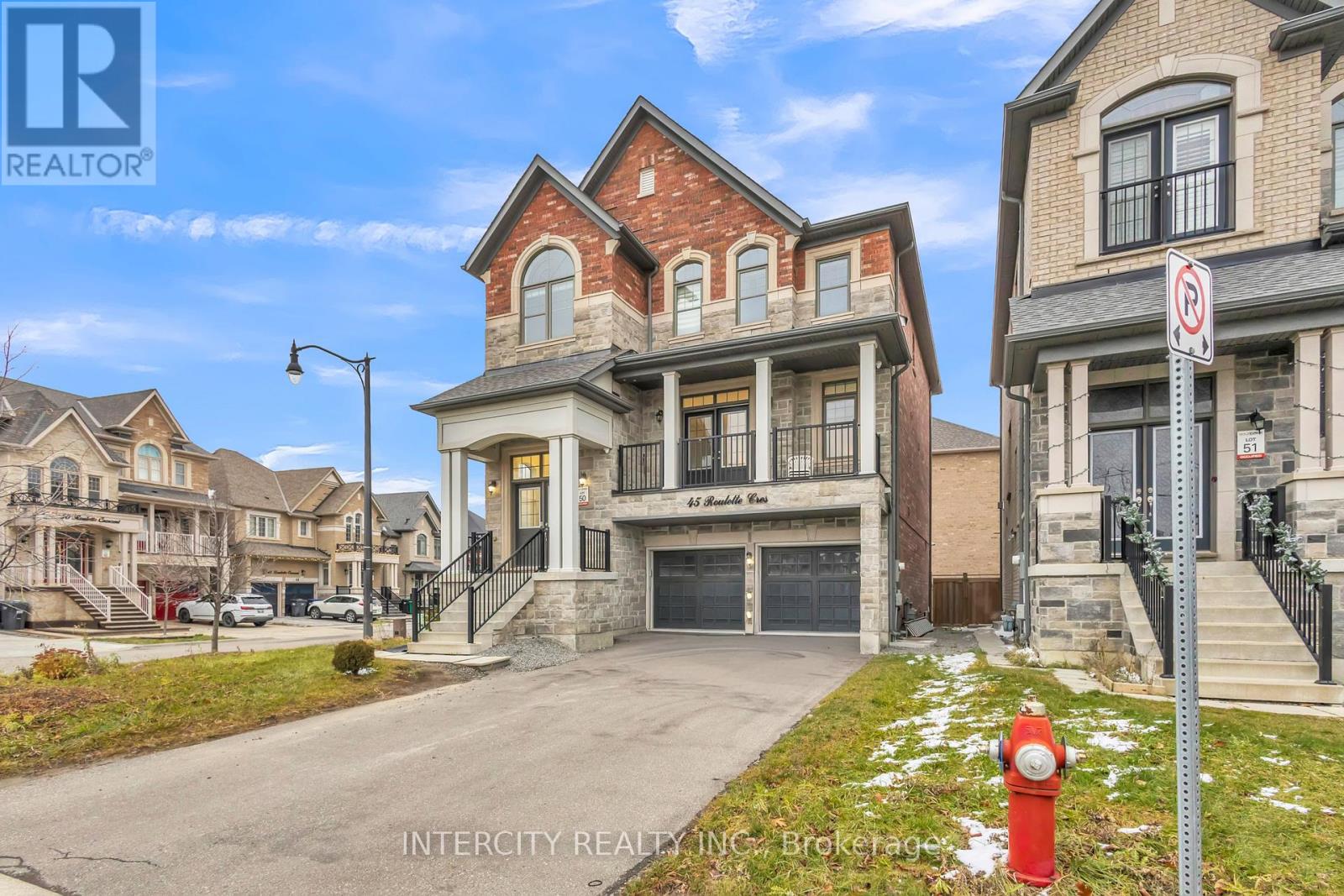 45 Roulette Crescent, Brampton, Ontario  L7A 4R6 - Photo 2 - W12743580