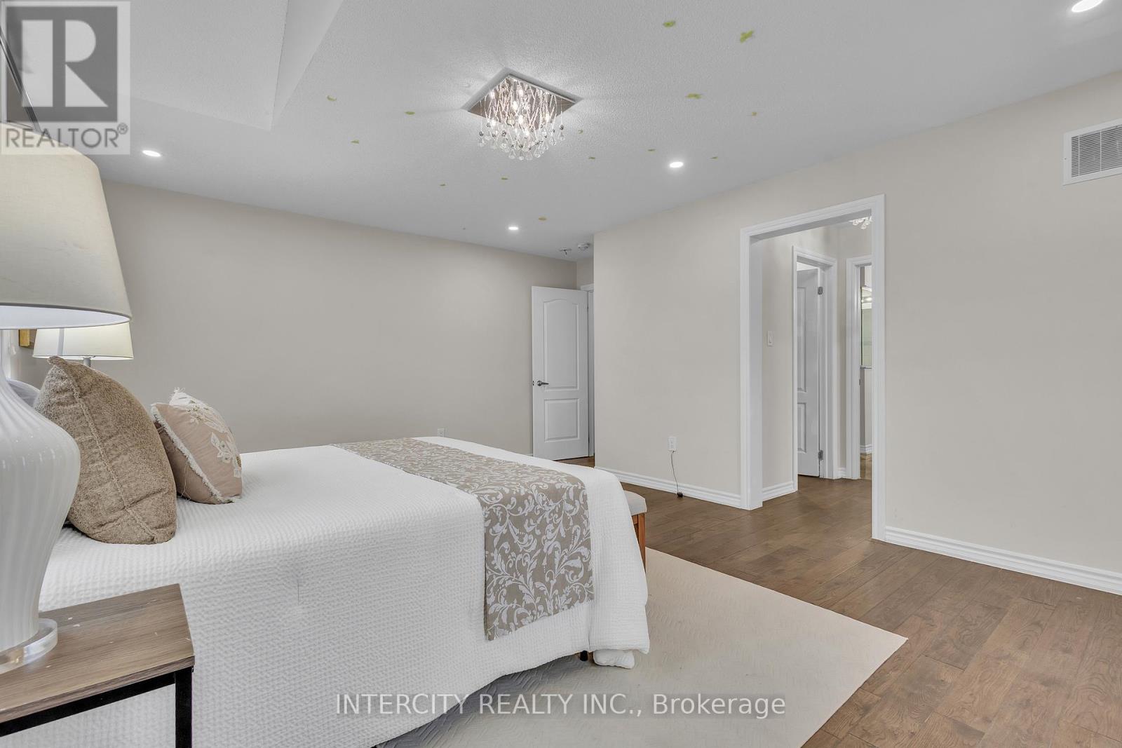 45 Roulette Crescent, Brampton, Ontario  L7A 4R6 - Photo 32 - W12743580