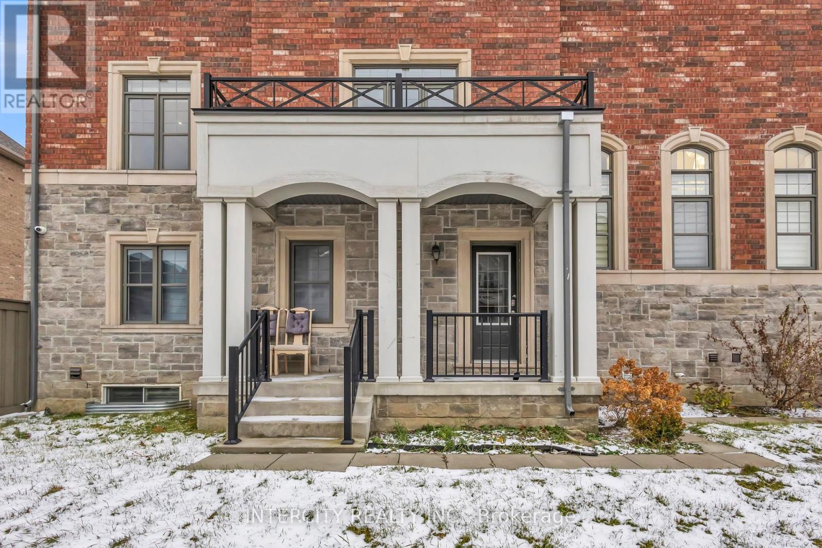 45 Roulette Crescent, Brampton, Ontario  L7A 4R6 - Photo 5 - W12743580