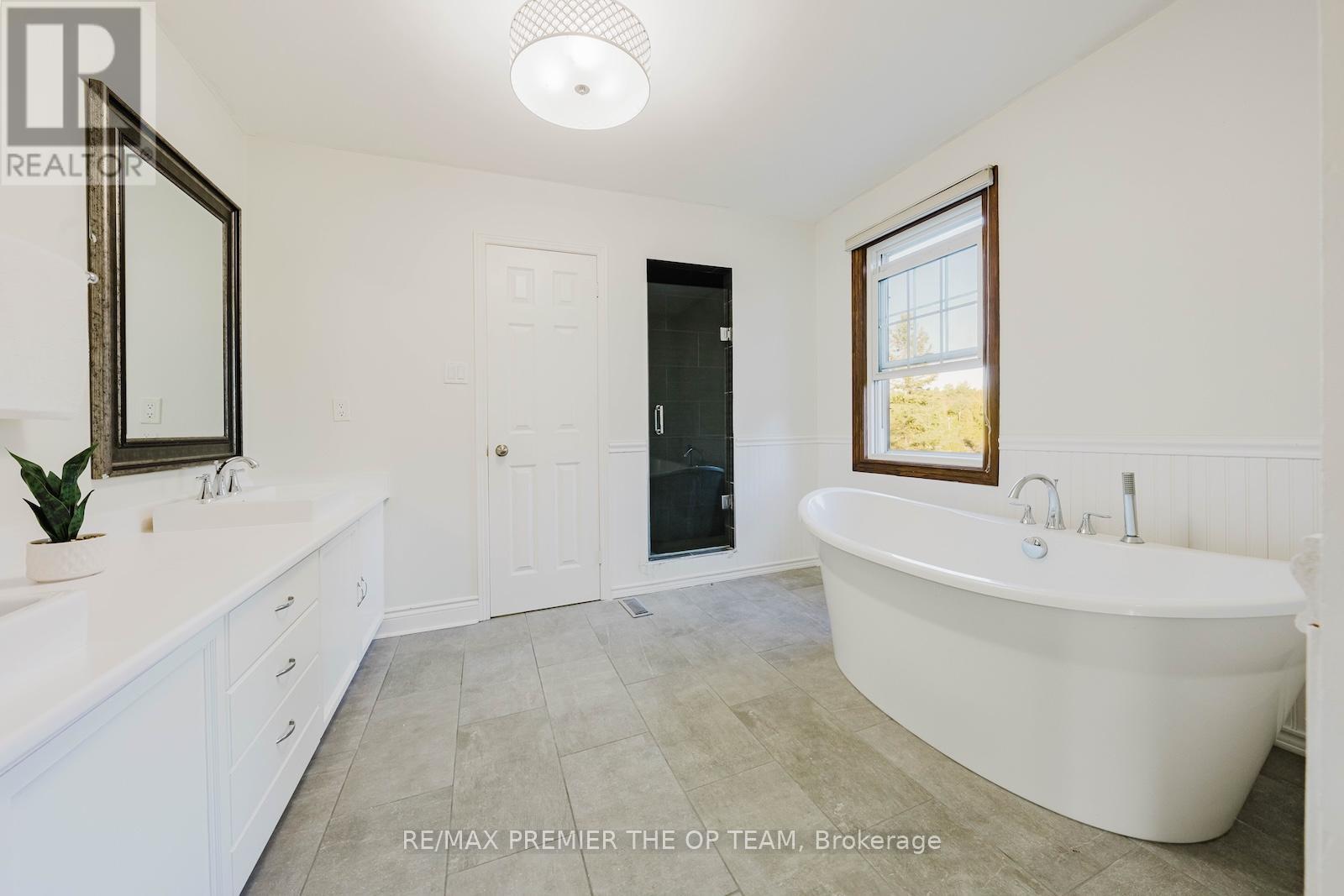 8 Elite Road, Caledon, Ontario  L7K 0K9 - Photo 22 - W12743592