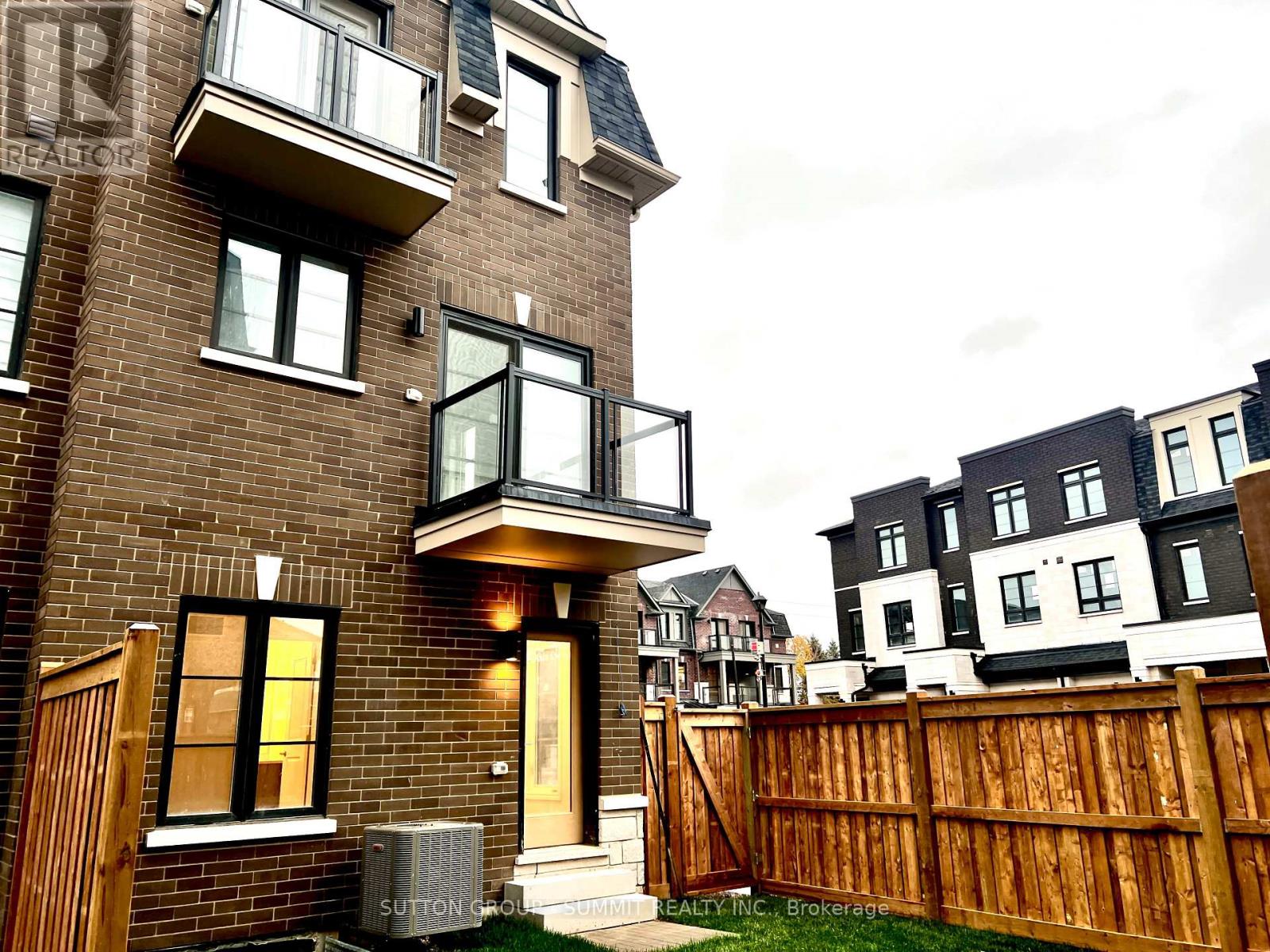 5930 SAIGON STREET, Mississauga, Ontario
