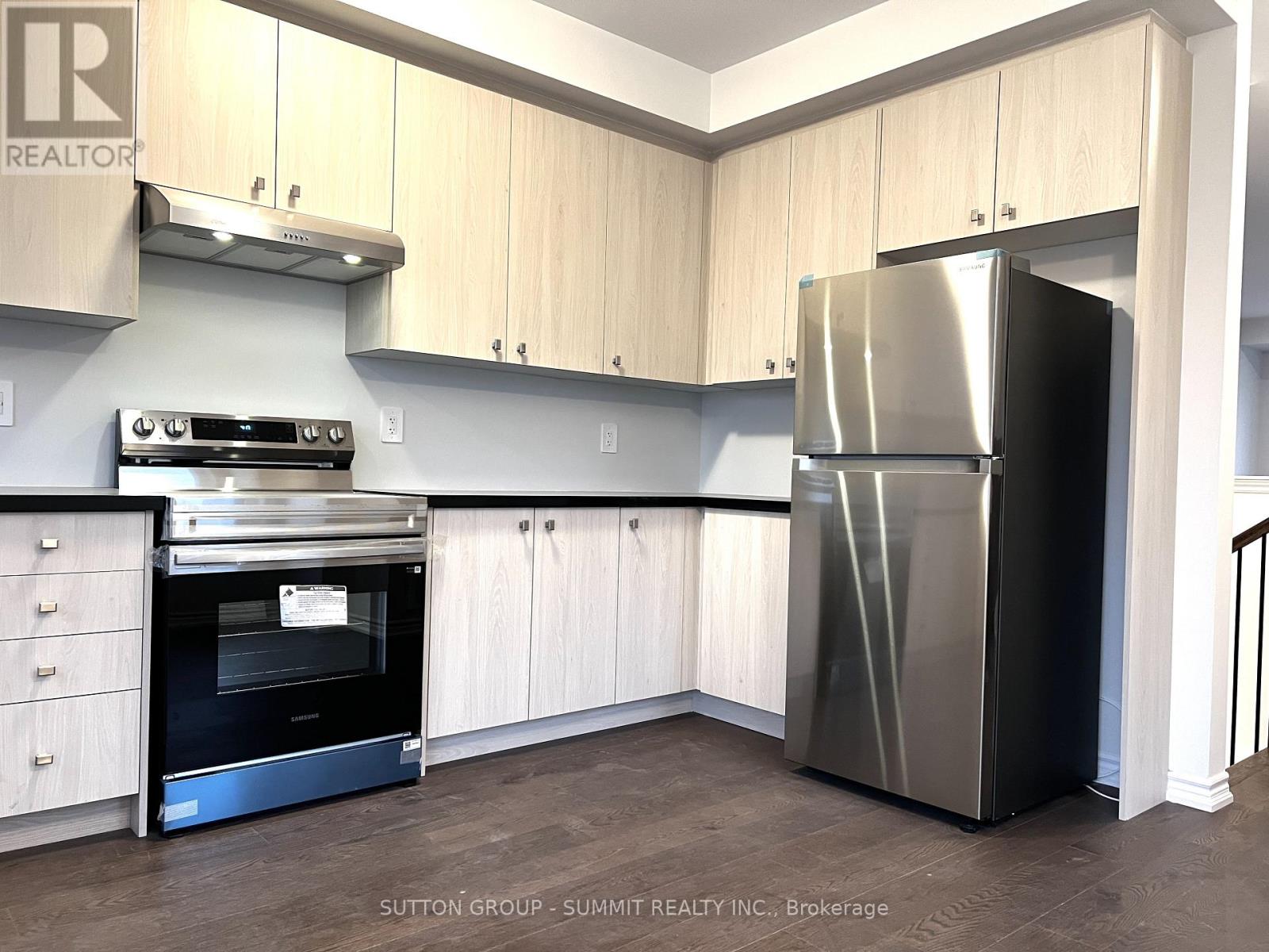 5930 Saigon Street, Mississauga, Ontario  L5V 0E9 - Photo 12 - W12743646