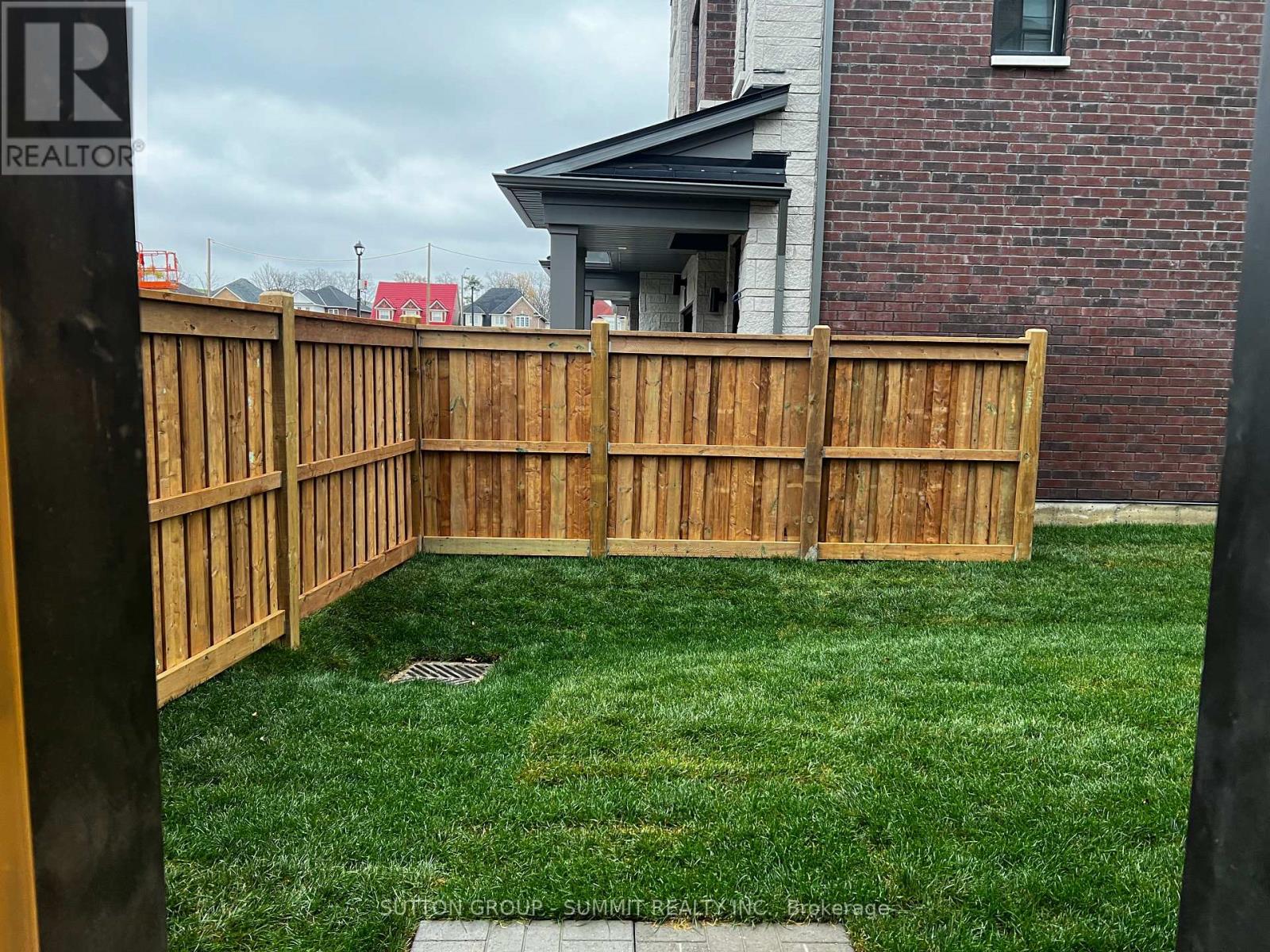 5930 Saigon Street, Mississauga, Ontario  L5V 0E9 - Photo 31 - W12743646