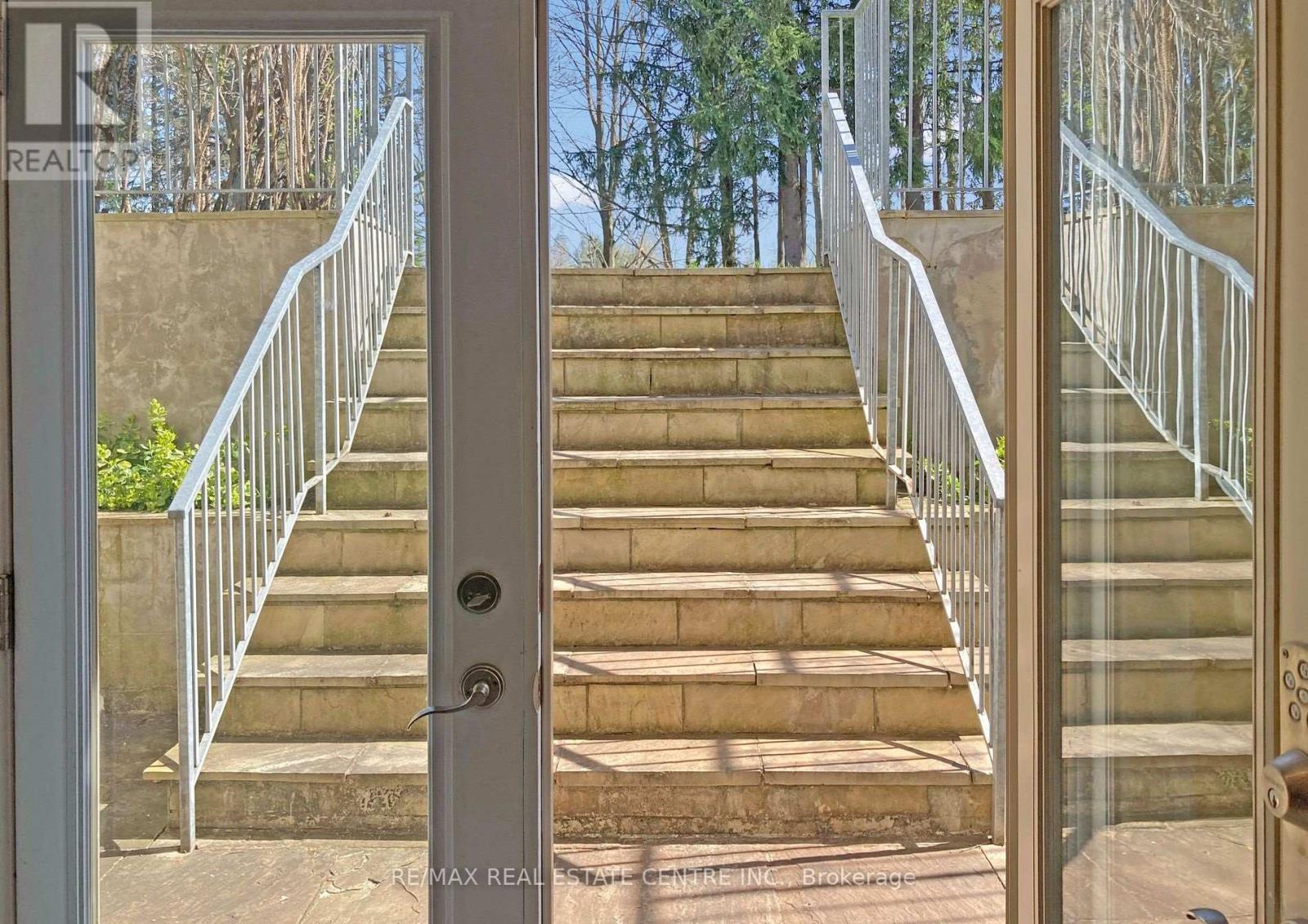 16282 27 Side Road, Halton Hills, Ontario  L0P 1N0 - Photo 27 - W12424452