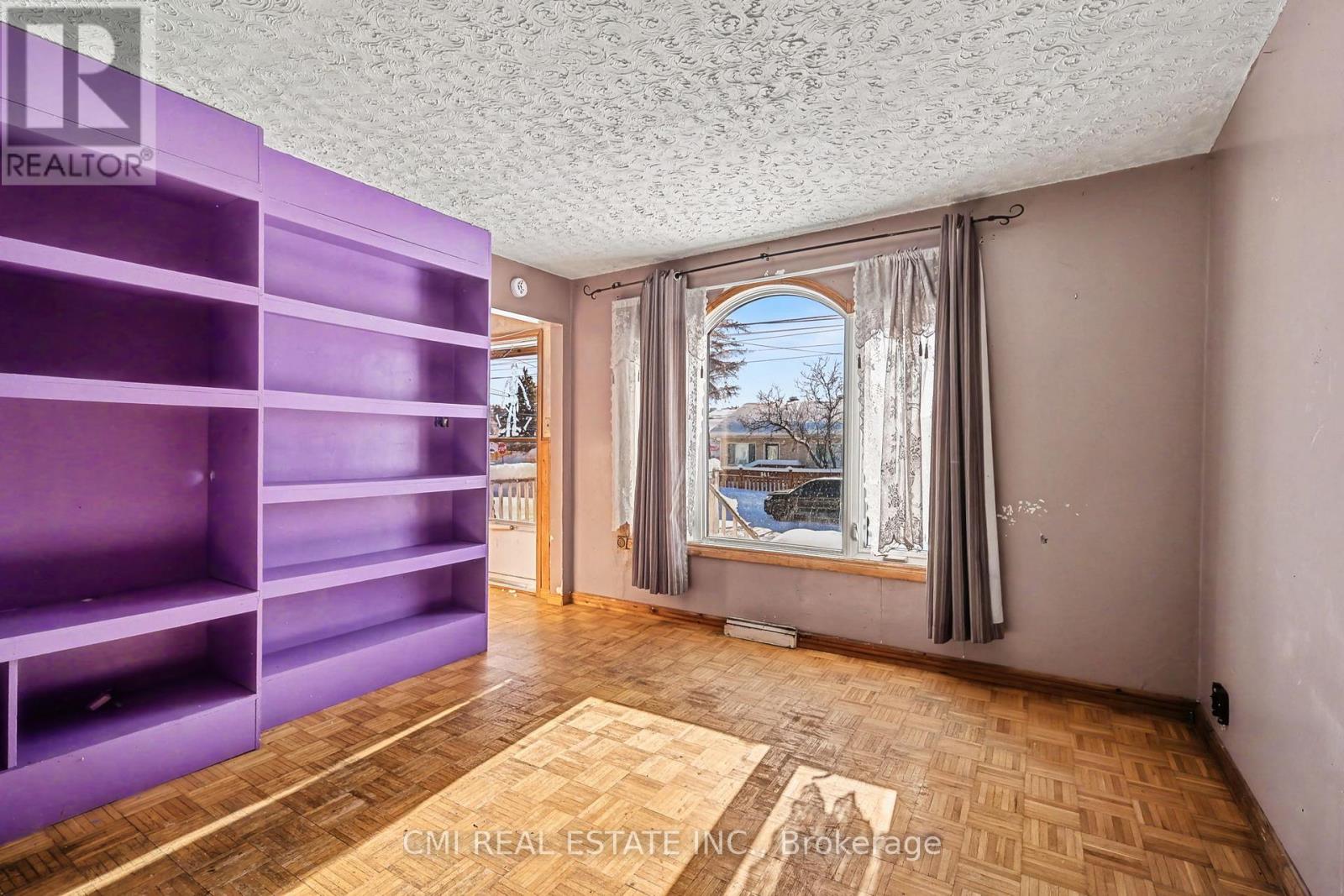 338 Perreault Street, Greater Sudbury, Ontario  P3B 2M6 - Photo 8 - X12743506