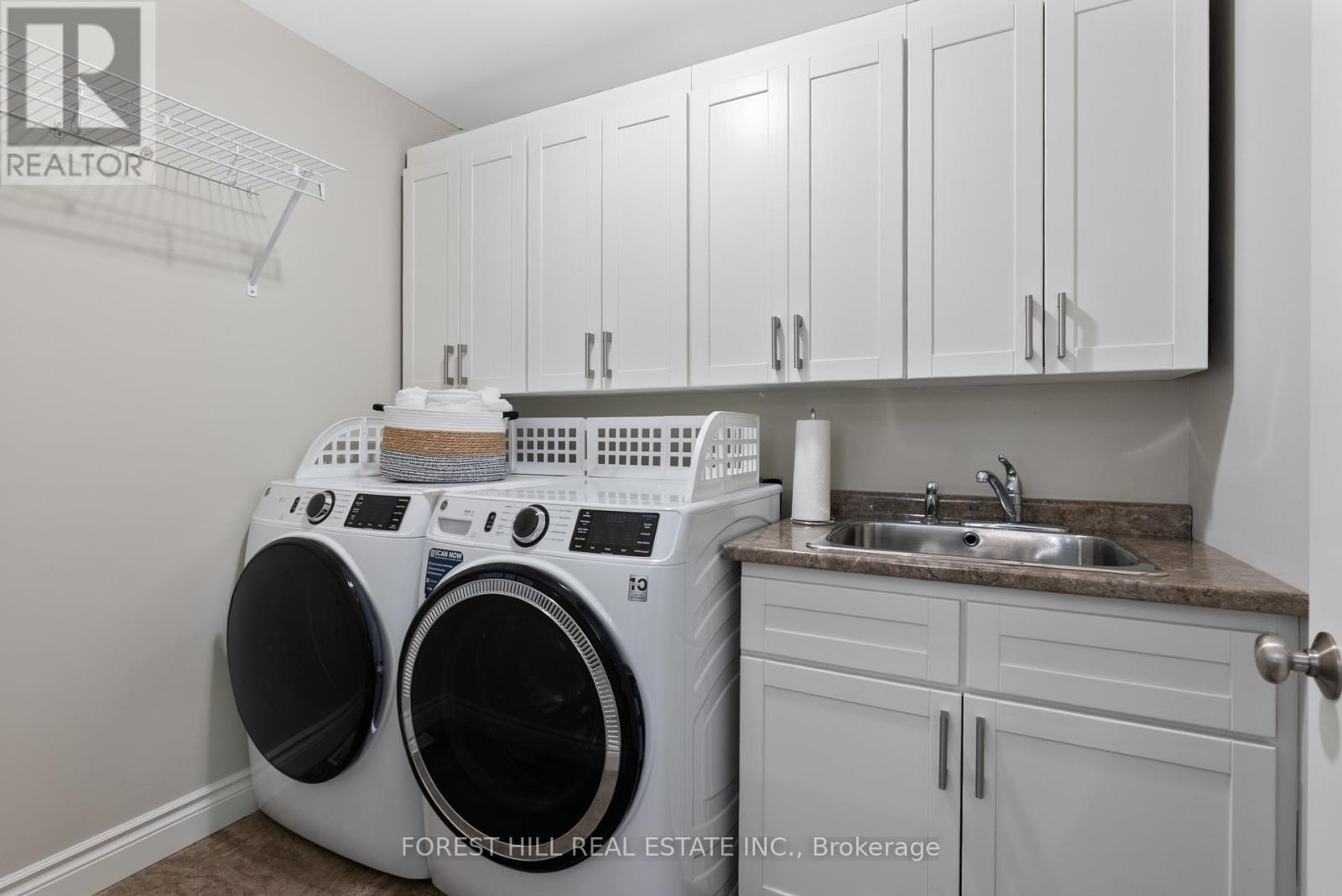 1025 Tower Crescent, Gravenhurst, Ontario  P0E 1G0 - Photo 19 - X12743570