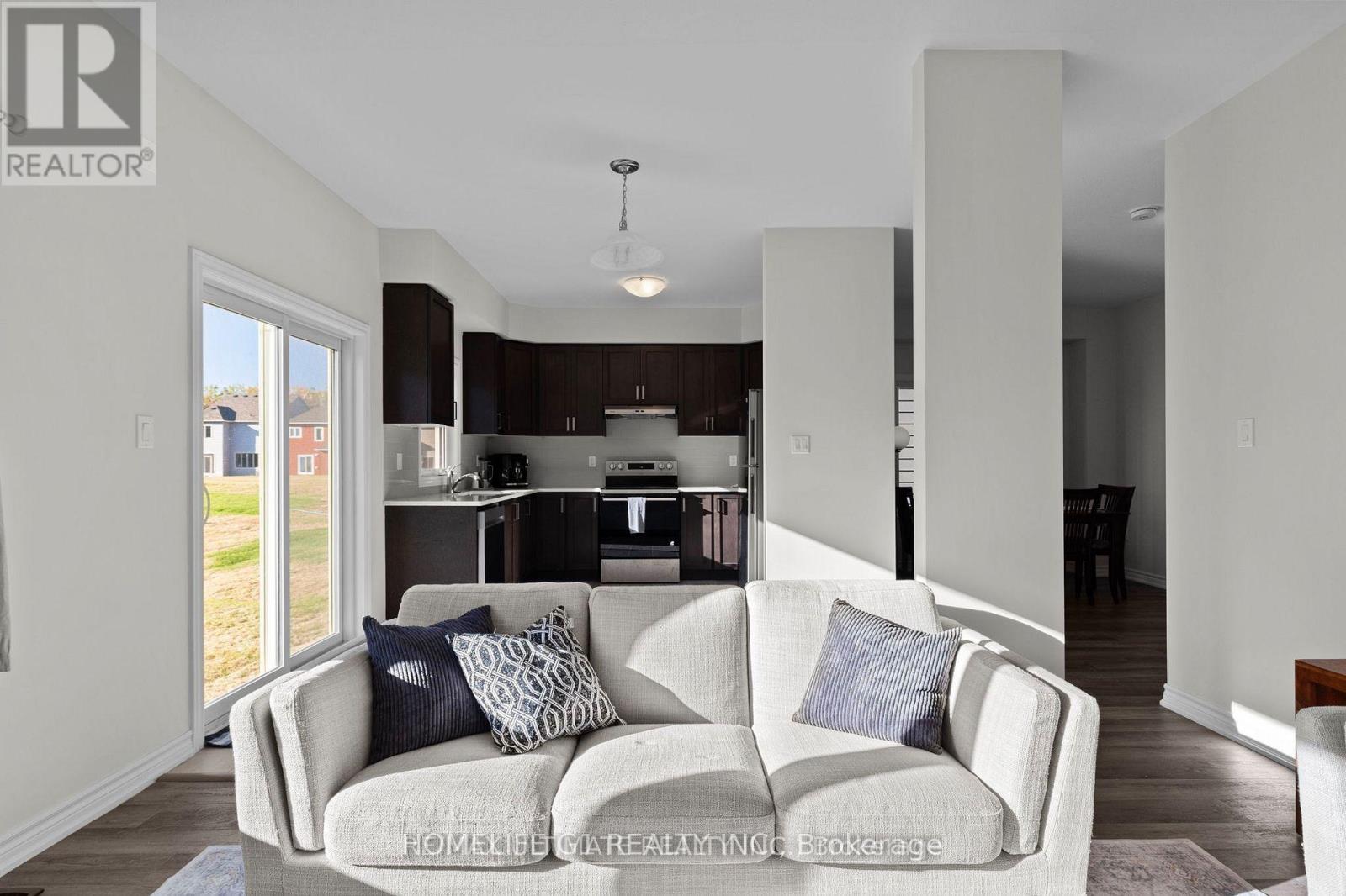 340 Mceachern Lane, Gravenhurst, Ontario  P1P 0H8 - Photo 10 - X12743596