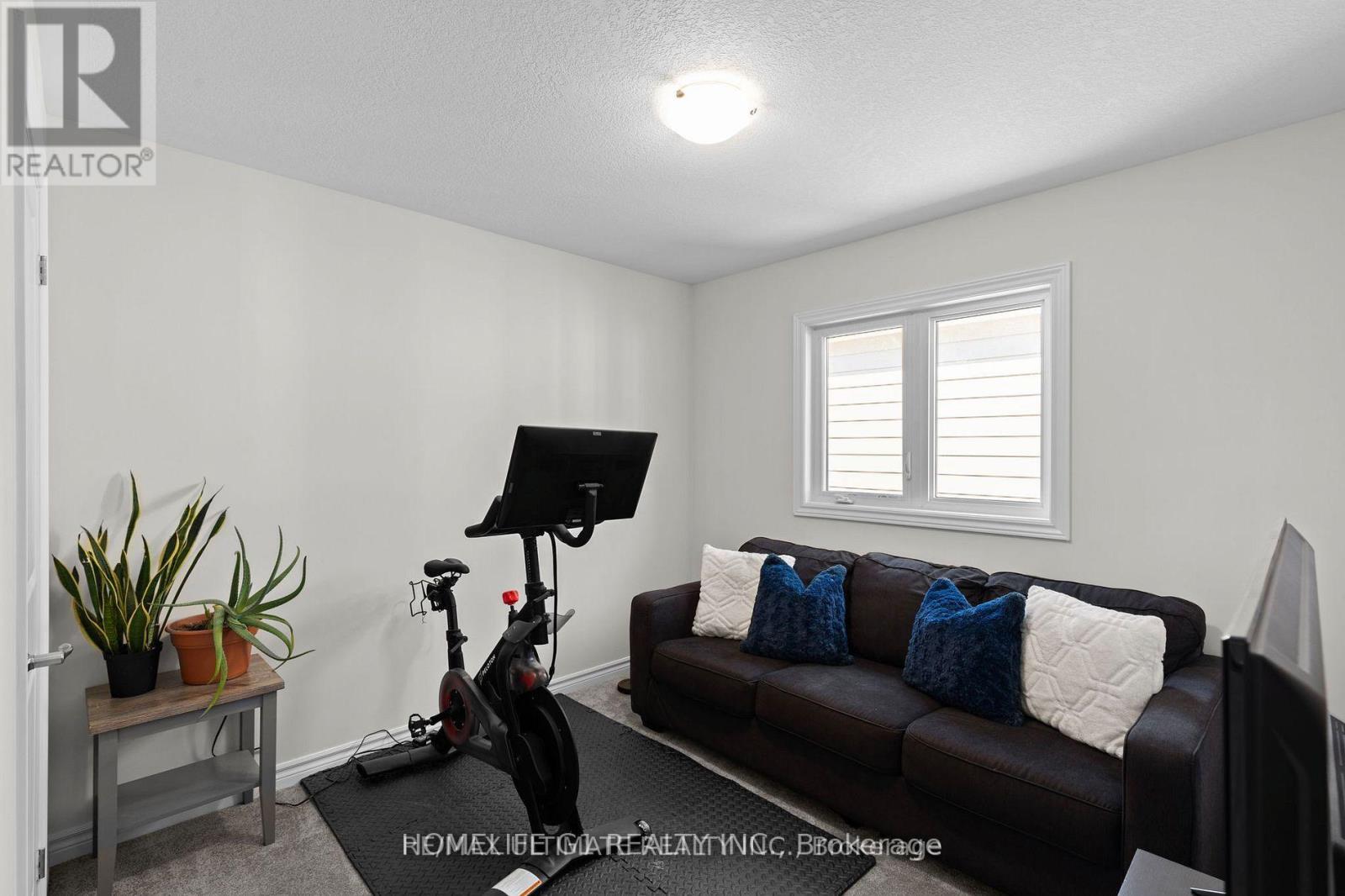 340 Mceachern Lane, Gravenhurst, Ontario  P1P 0H8 - Photo 15 - X12743596