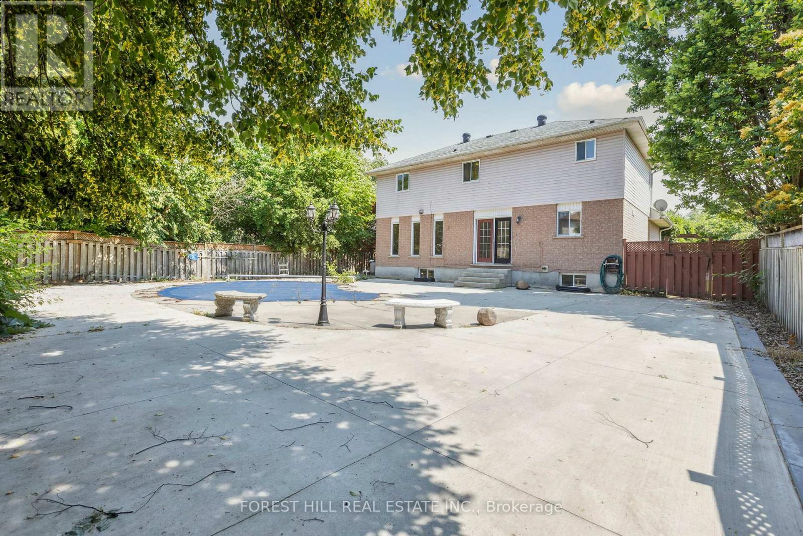 683 Willow Road, Guelph, Ontario  N1H 8K2 - Photo 49 - X12743652