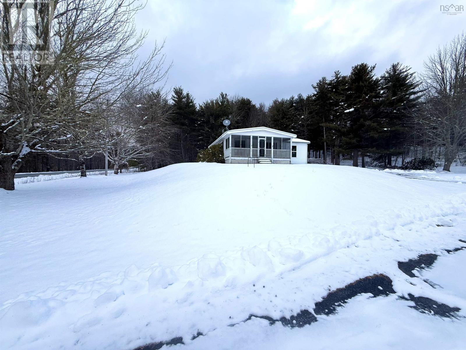 8042 Highway 8, South Brookfield, Nova Scotia B0T 1X0 - Photo 7 - 202601809