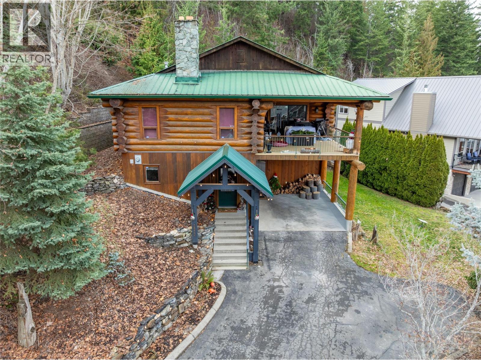 2822 Juniper Crescent, Blind Bay, British Columbia