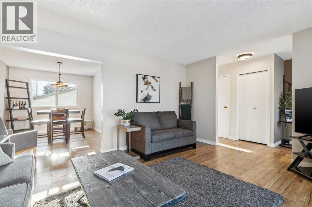 205 Acacia Drive Se, Airdrie, Alberta  T4B 1G6 - Photo 6 - A2282191