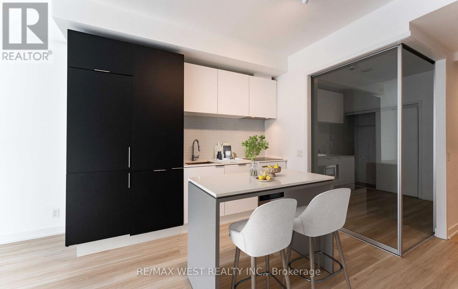 712 - 33 Helendale Avenue, Toronto, Ontario  M4R 0A4 - Photo 12 - C12743688