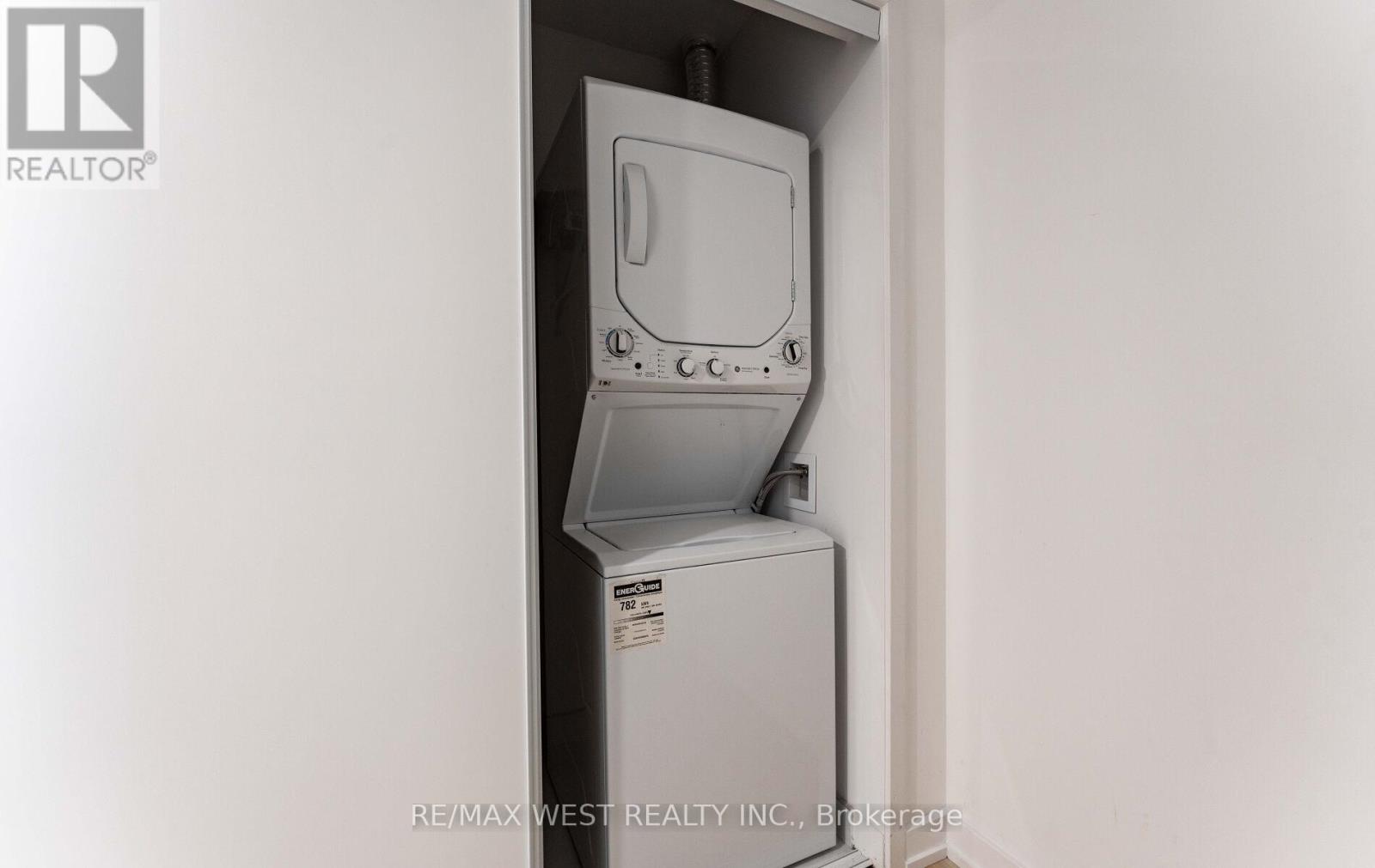 712 - 33 Helendale Avenue, Toronto, Ontario  M4R 0A4 - Photo 34 - C12743688