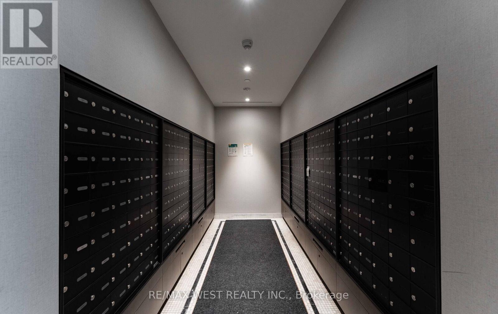 712 - 33 Helendale Avenue, Toronto, Ontario  M4R 0A4 - Photo 8 - C12743688