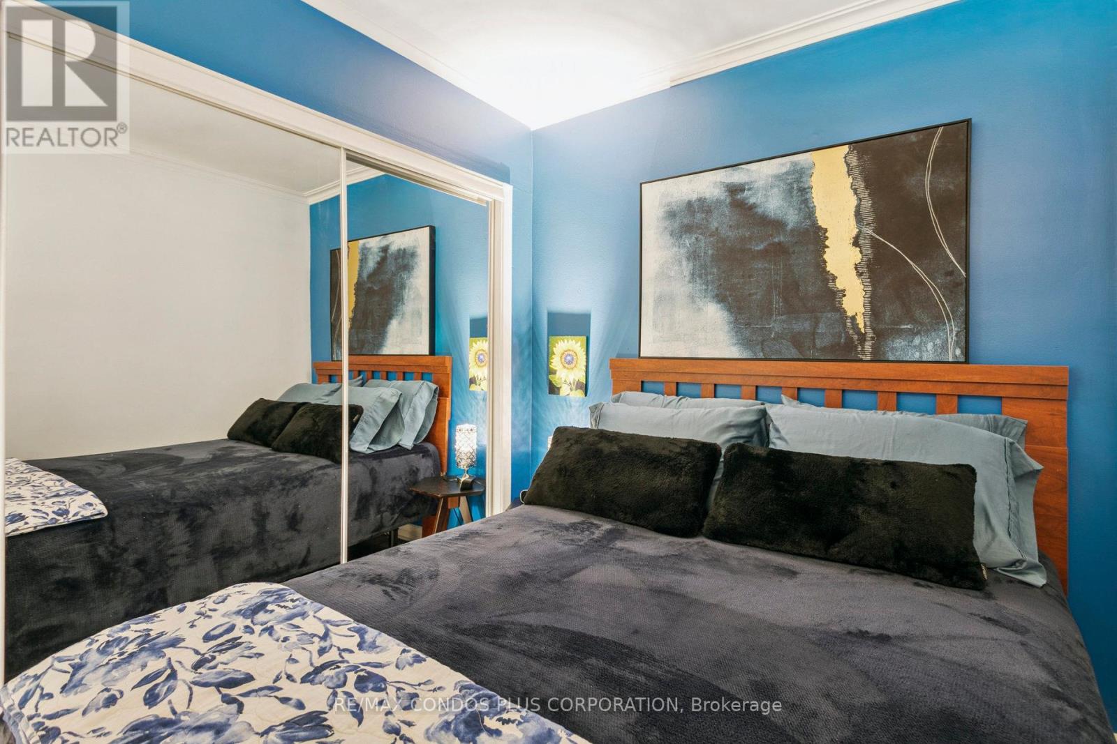 101 - 185 Stephen Drive W, Toronto, Ontario  M8Y 3N5 - Photo 20 - W12569032