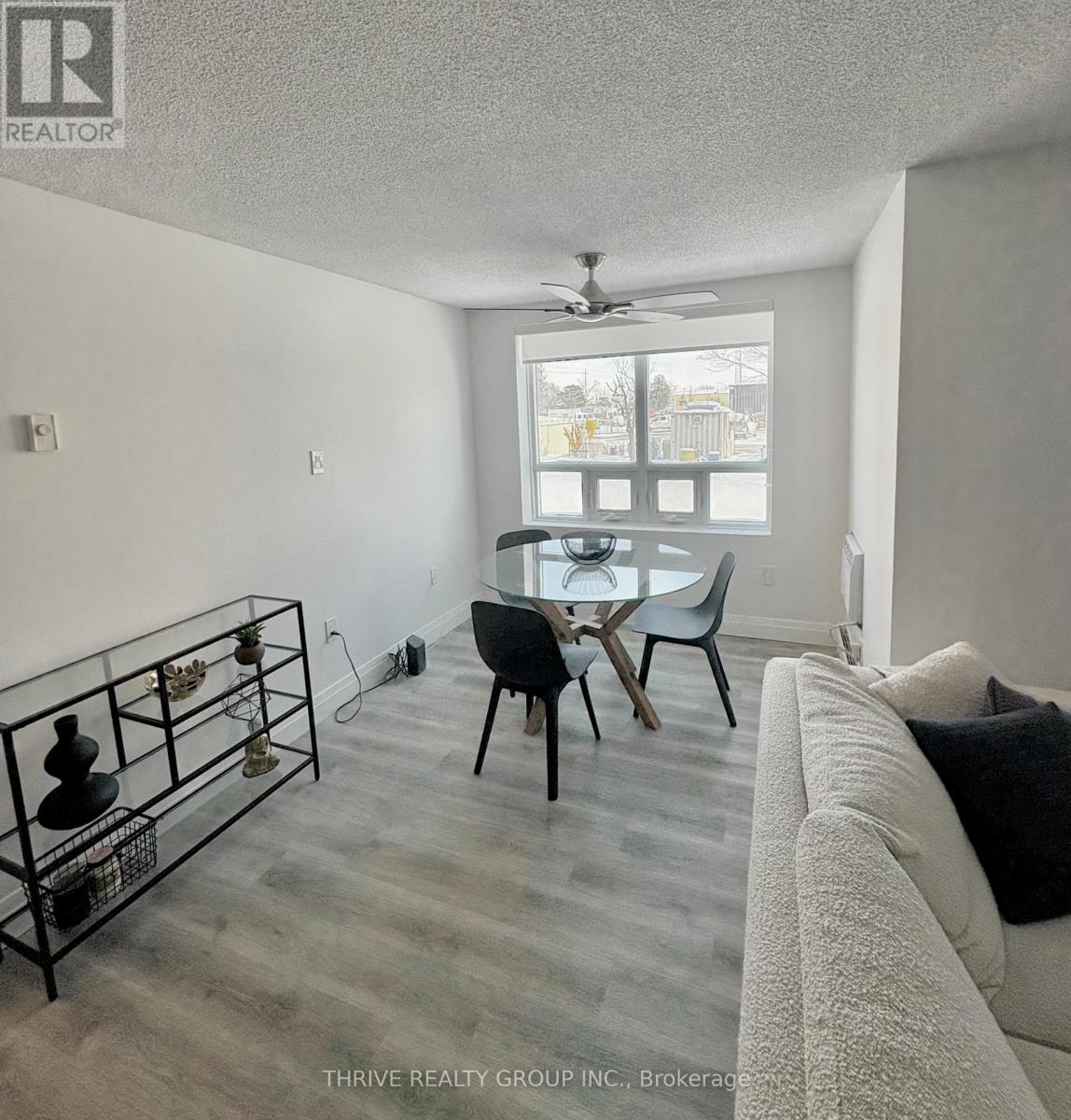 205 - 77 Baseline Road W, London South, Ontario  N6J 1V5 - Photo 4 - X12735396