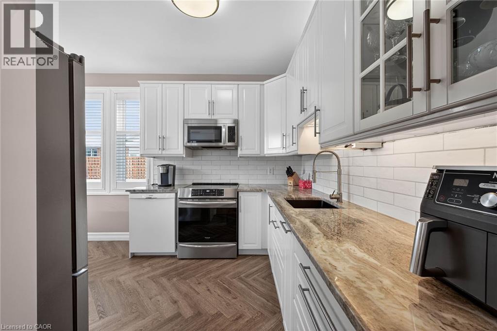 57 Bluelagoon Drive, Mount Hope, Ontario  L0R 1W0 - Photo 18 - 40801948