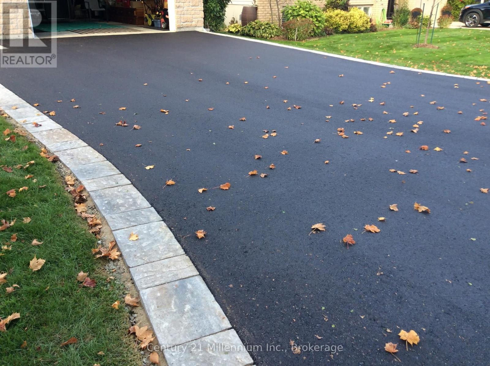 29 Ridge Creek Drive, Meaford, Ontario  N4L 1L7 - Photo 9 - X12743714