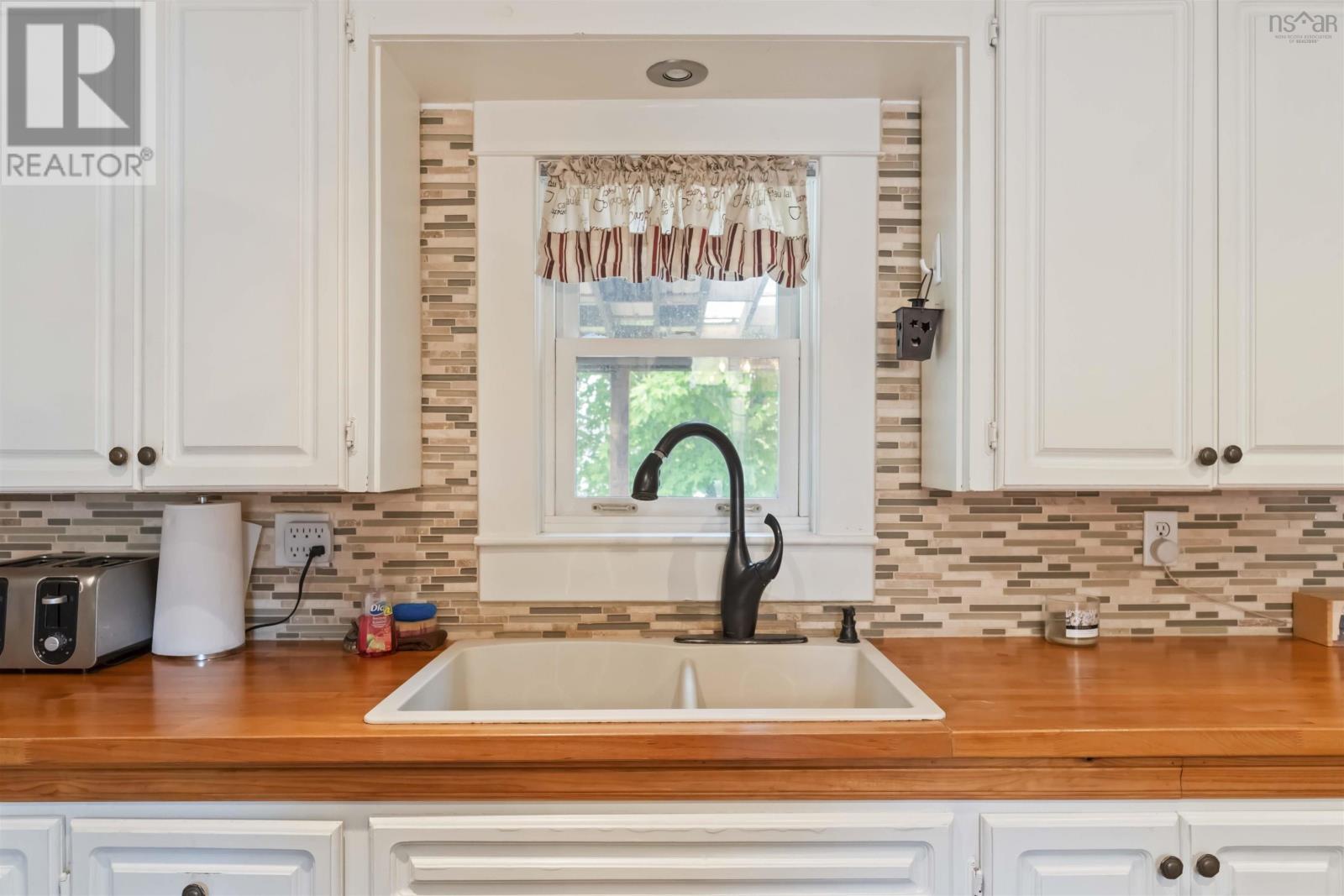 2203 Highway 1, Auburn, Nova Scotia  B0P 1C0 - Photo 15 - 202601802