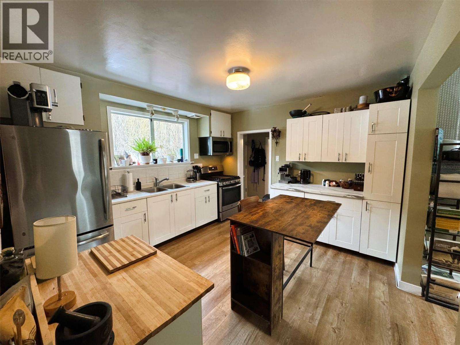 234 Copper Avenue N, Greenwood, British Columbia  V0H 1J0 - Photo 6 - 10374446