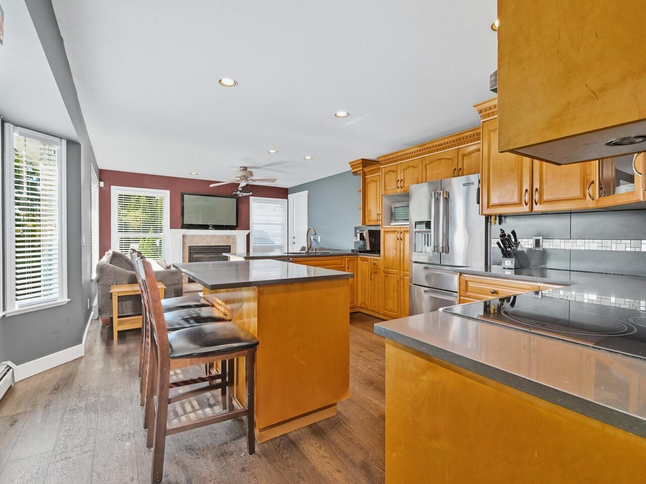 8011 163rd Street, Surrey, British Columbia  V4N 0J6 - Photo 8 - R3052296