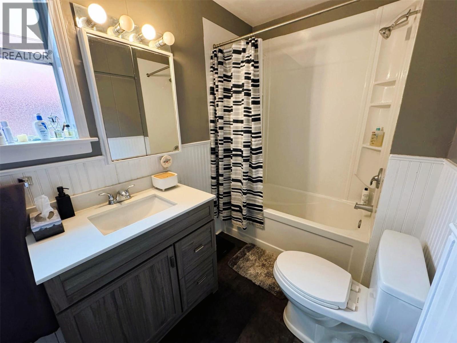 234 Copper Avenue N, Greenwood, British Columbia  V0H 1J0 - Photo 13 - 10374446